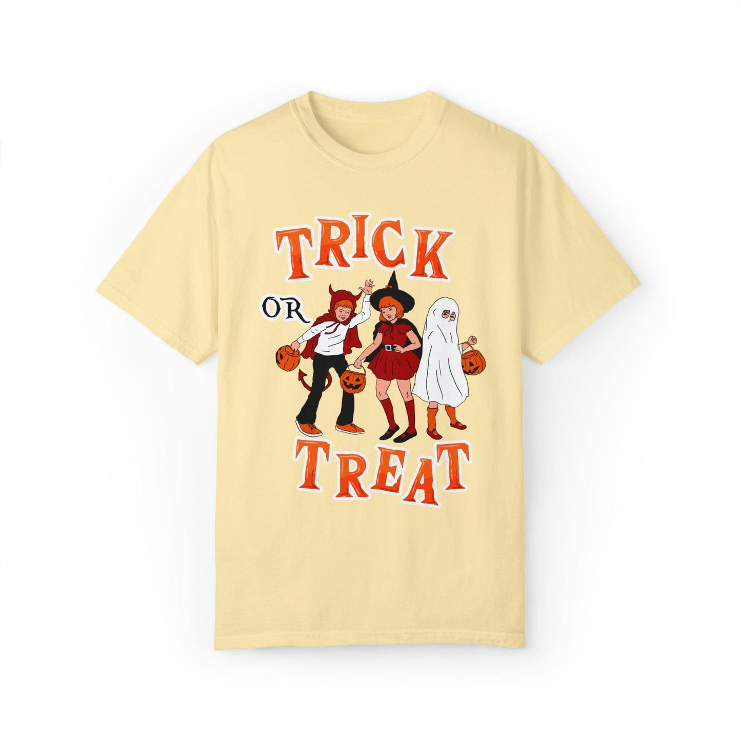 Halloween Party Shirt Retro Halloween Tshirt, Trick or Treat Shirt Vintage Shirt Halloween Shirt Cute Spooky Shirt, Halloween Gift Halloween T-shirt - Giftsmojo