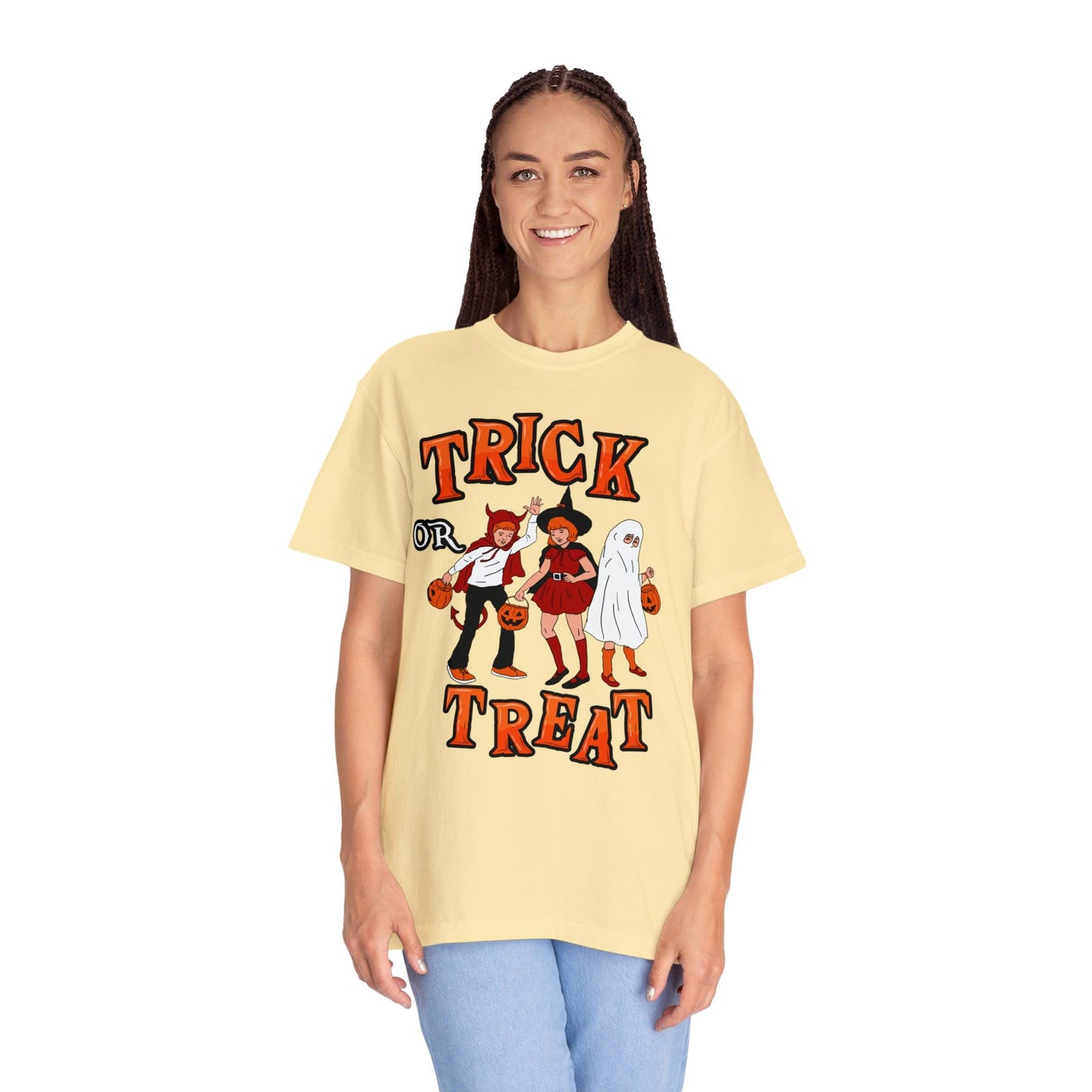 Cute Spooky Shirt Retro Halloween Tshirt Trick or Treat Shirt Vintage Shirt Halloween Shirt Halloween Gift Halloween T-shirt