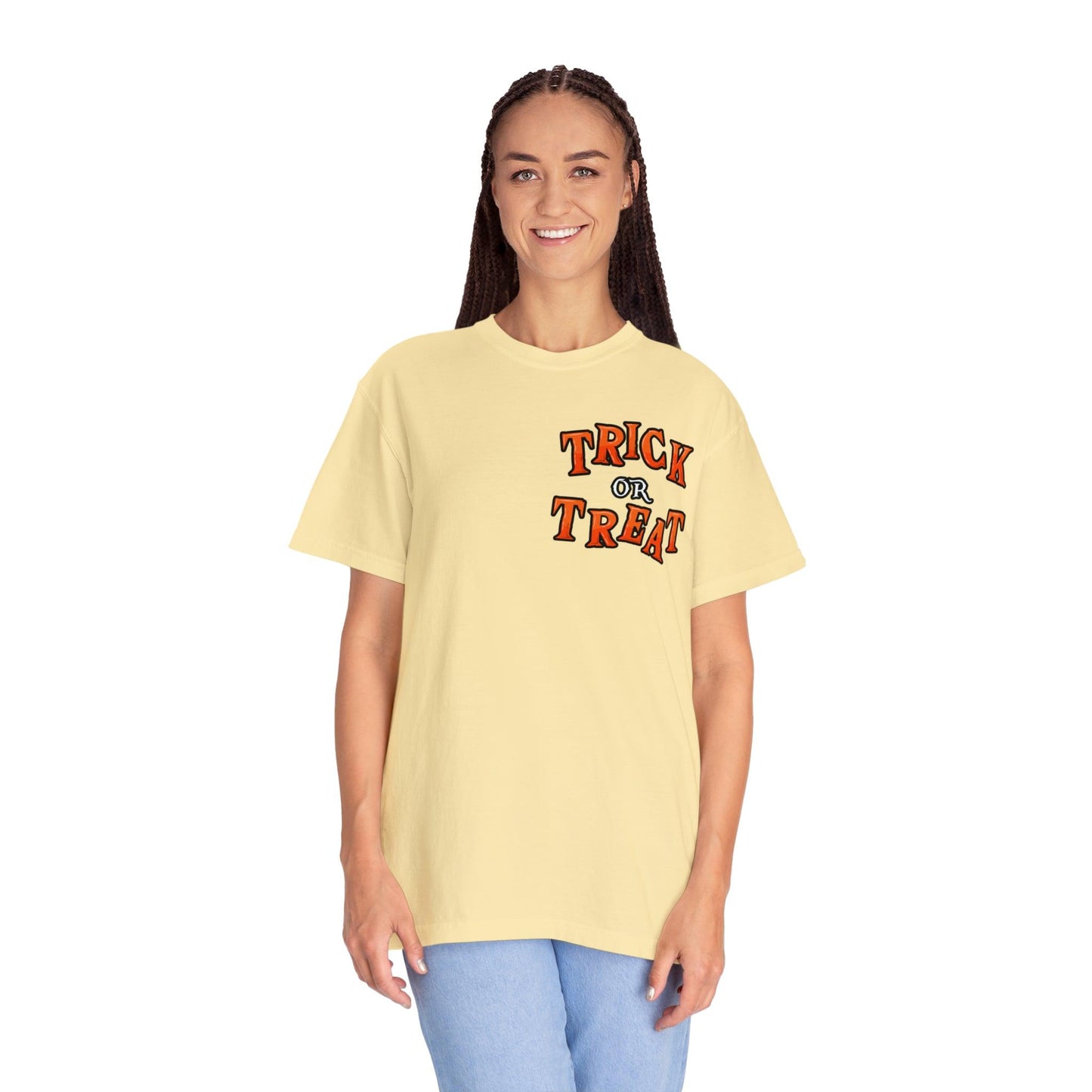 Halloween Party Outfit Trick or Treat Shirt Vintage Shirt Halloween Costume Cute Spooky Shirt, Halloween Gift Halloween T-shirt Trick or Treat Outfit