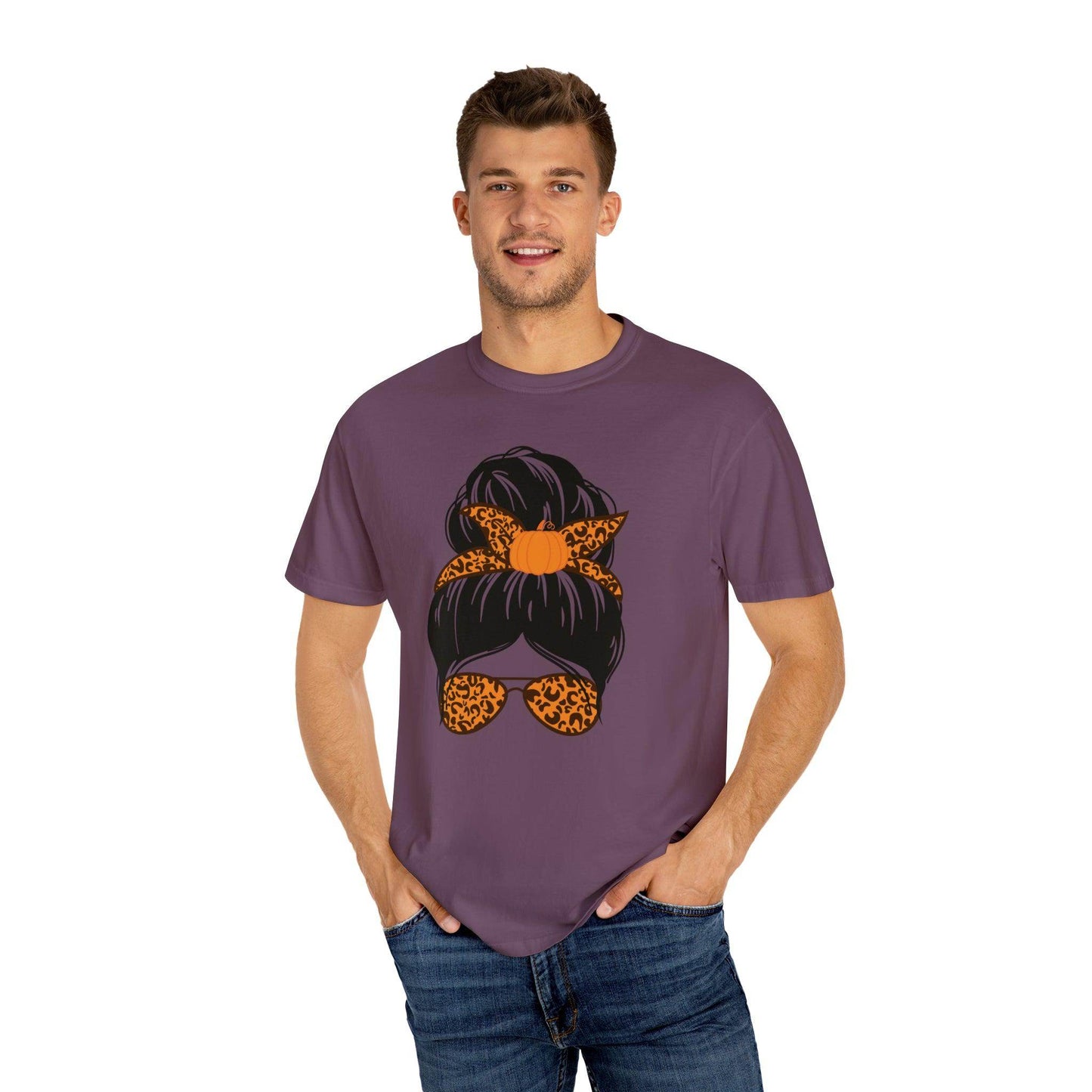 Retro Momster Shirt Halloween Tshirt, Mom Halloween Shirt Trick or Treat shirt, Vintage Shirt Halloween Shirt Office Halloween Costume Outfit - Giftsmojo