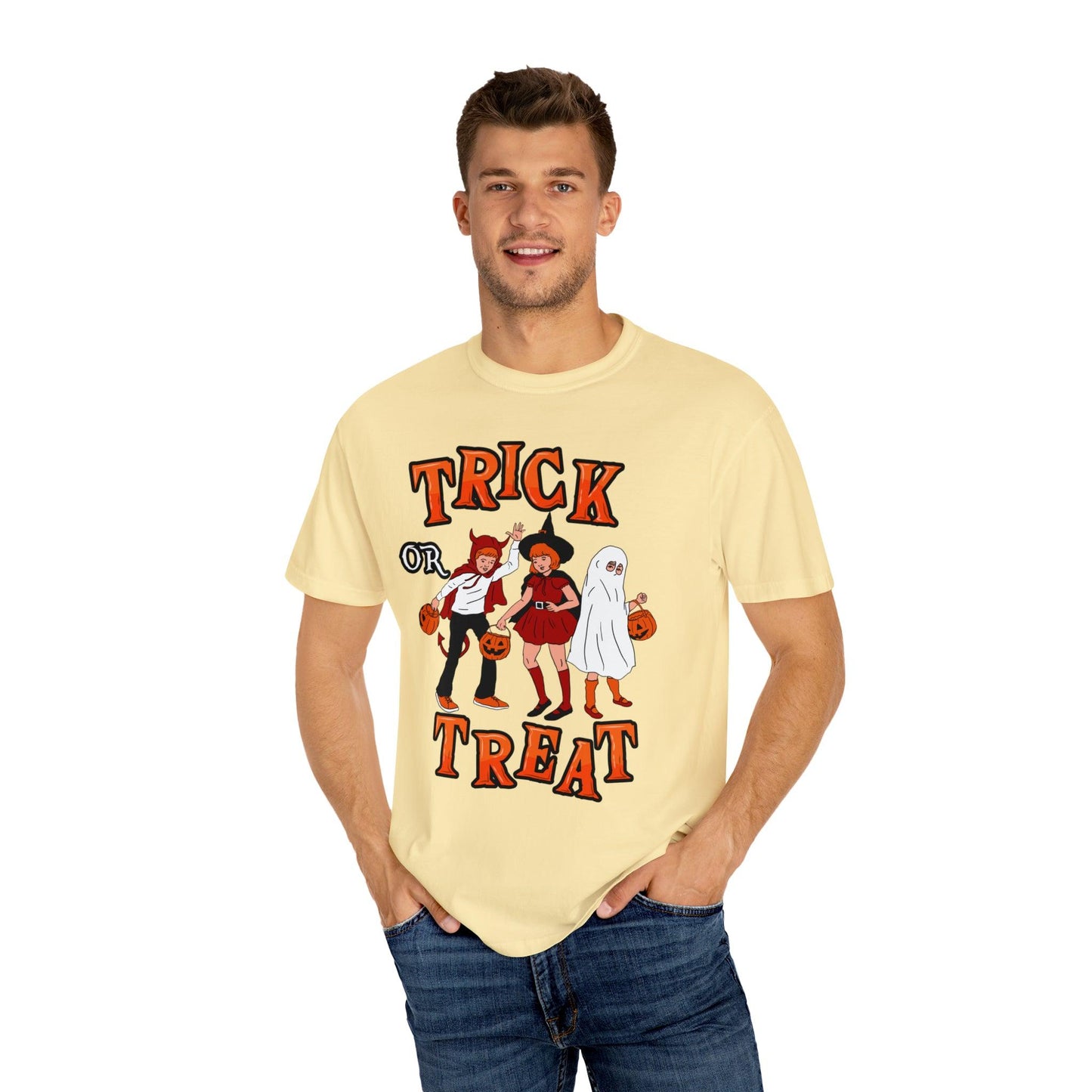 Cute Spooky Shirt Retro Halloween Tshirt Trick or Treat Shirt Vintage Shirt Halloween Shirt Halloween Gift Halloween T-shirt