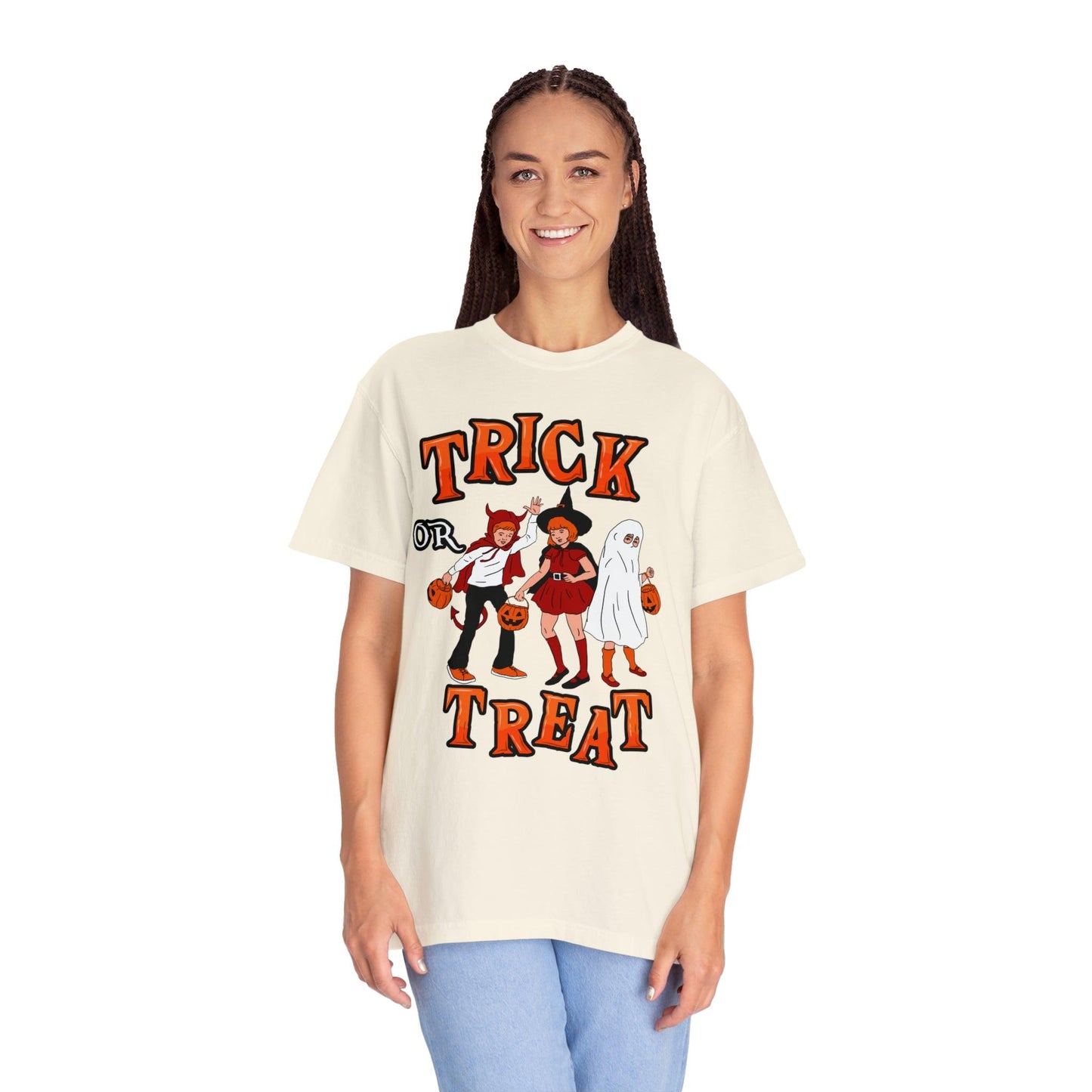 Cute Spooky Shirt Retro Halloween Tshirt Trick or Treat Shirt Vintage Shirt Halloween Shirt Halloween Gift Halloween T-shirt