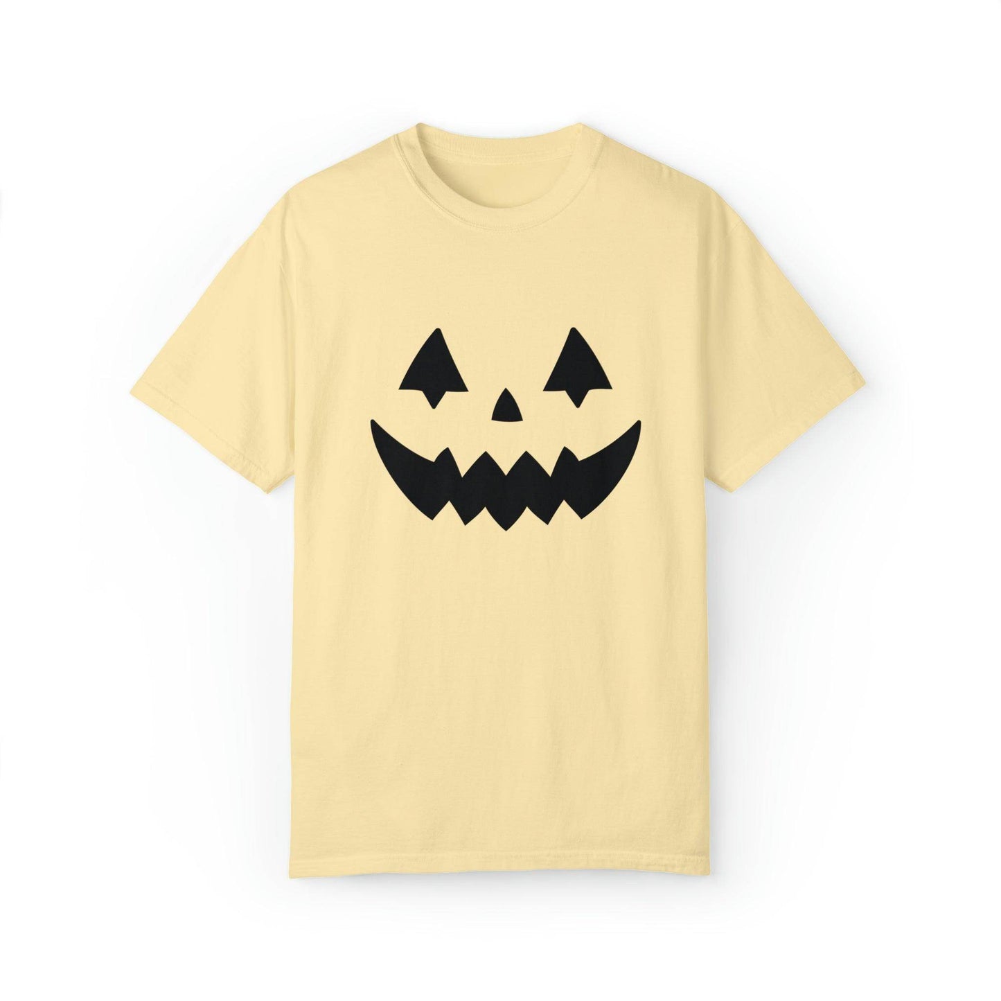 Cute Pumpkin Face Shirt Retro Halloween Tshirt, Vintage Shirt Halloween Shirt Pumpkin Face Halloween Costume Comfort Colors - Giftsmojo