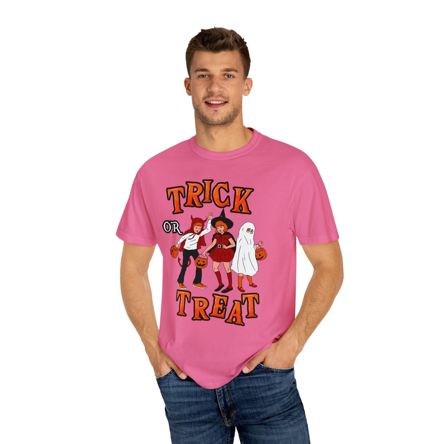 Cute Spooky Shirt Retro Halloween Tshirt Trick or Treat Shirt Vintage Shirt Halloween Shirt Halloween Gift Halloween T-shirt - Giftsmojo