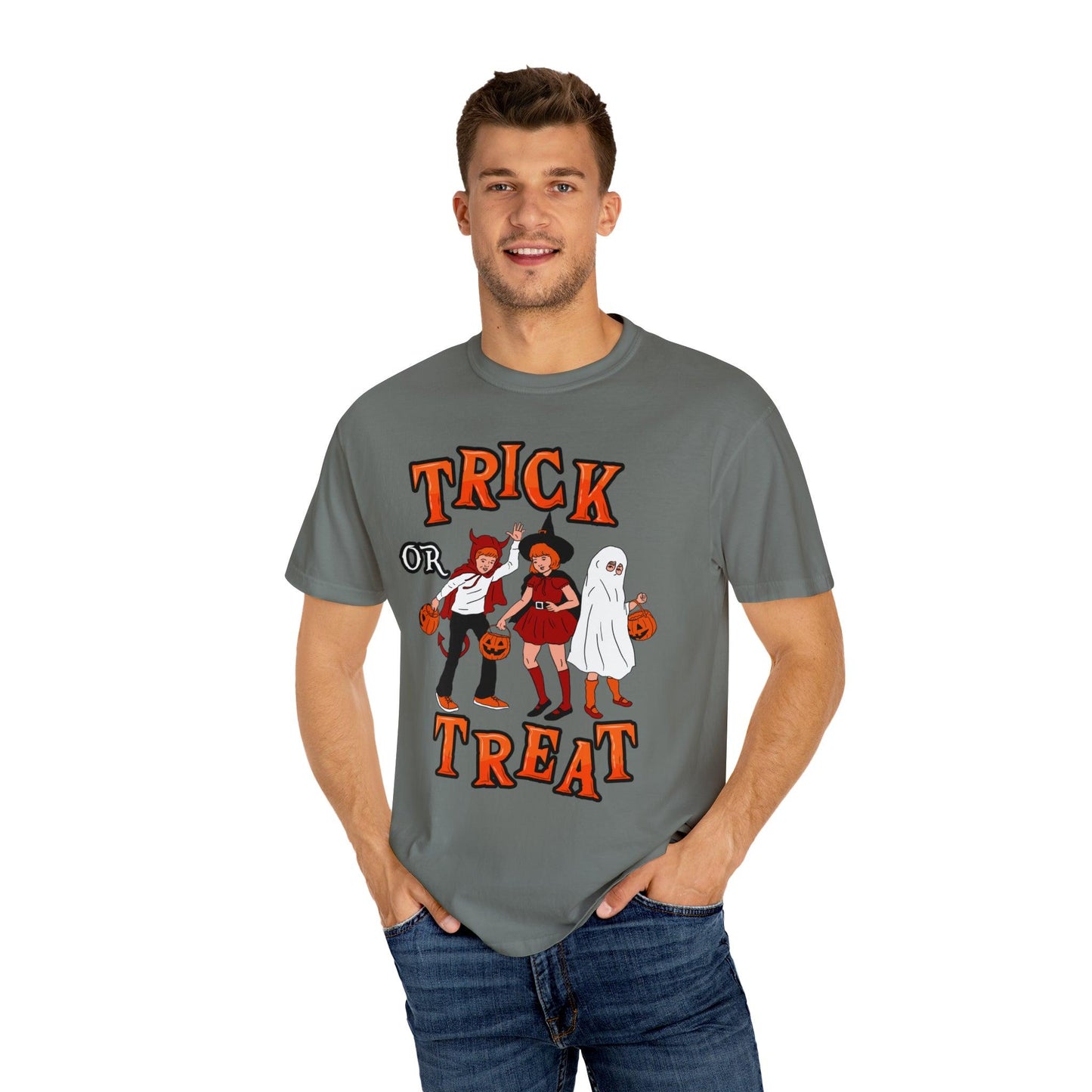Cute Spooky Shirt Retro Halloween Tshirt Trick or Treat Shirt Vintage Shirt Halloween Shirt Halloween Gift Halloween T-shirt
