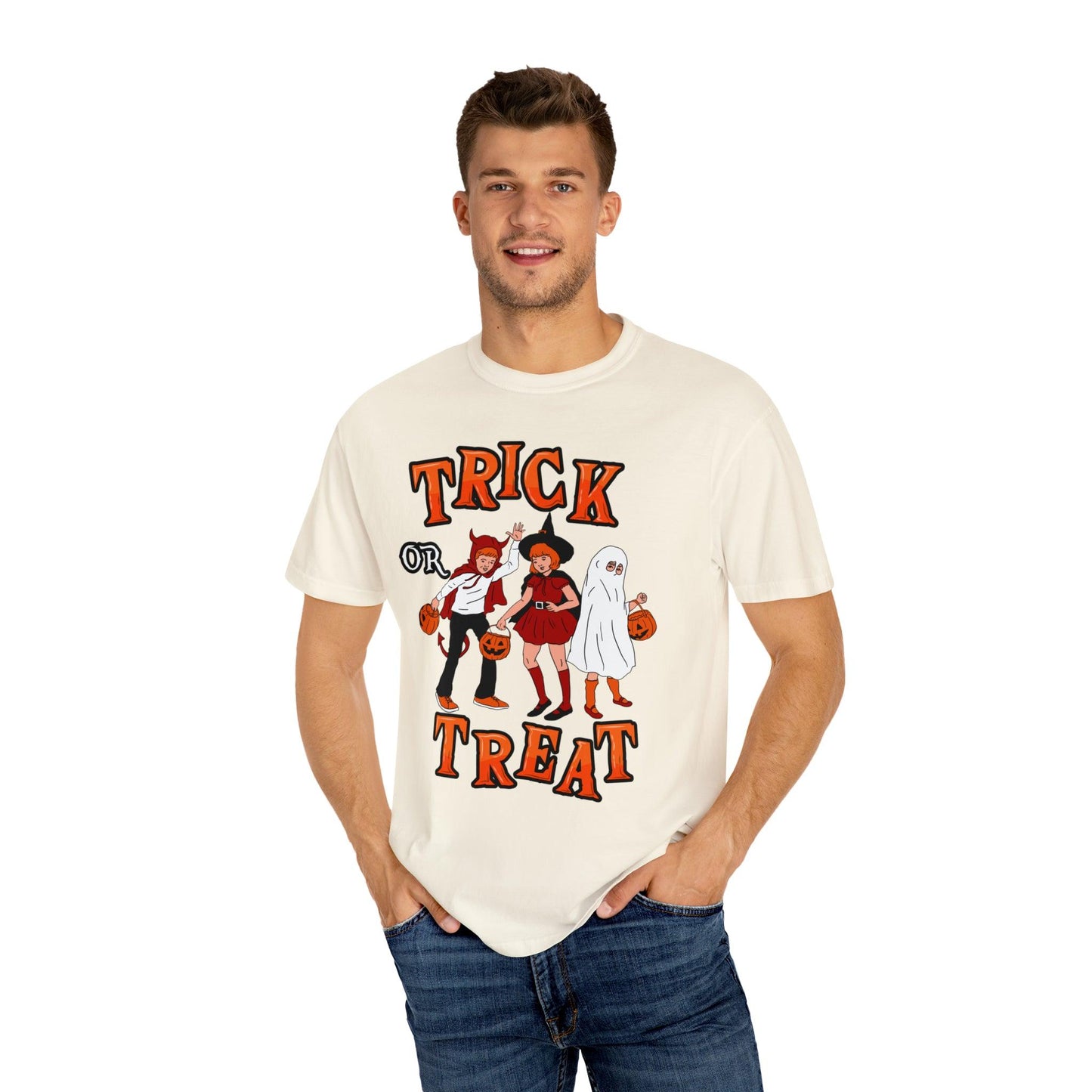 Cute Spooky Shirt Retro Halloween Tshirt Trick or Treat Shirt Vintage Shirt Halloween Shirt Halloween Gift Halloween T-shirt