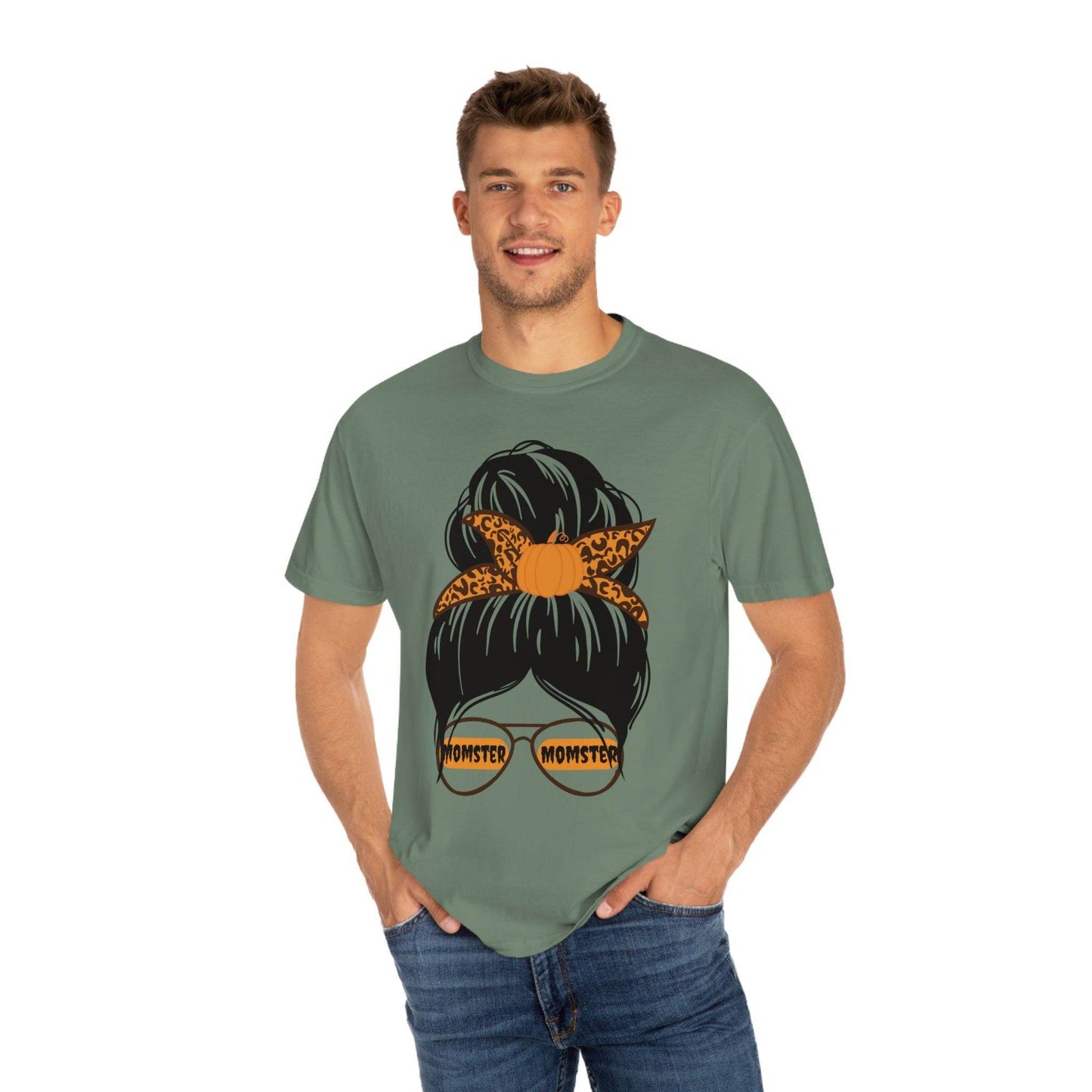 Retro Halloween Tshirt, Momster Shirt, Vintage Shirt Halloween Shirt - Giftsmojo