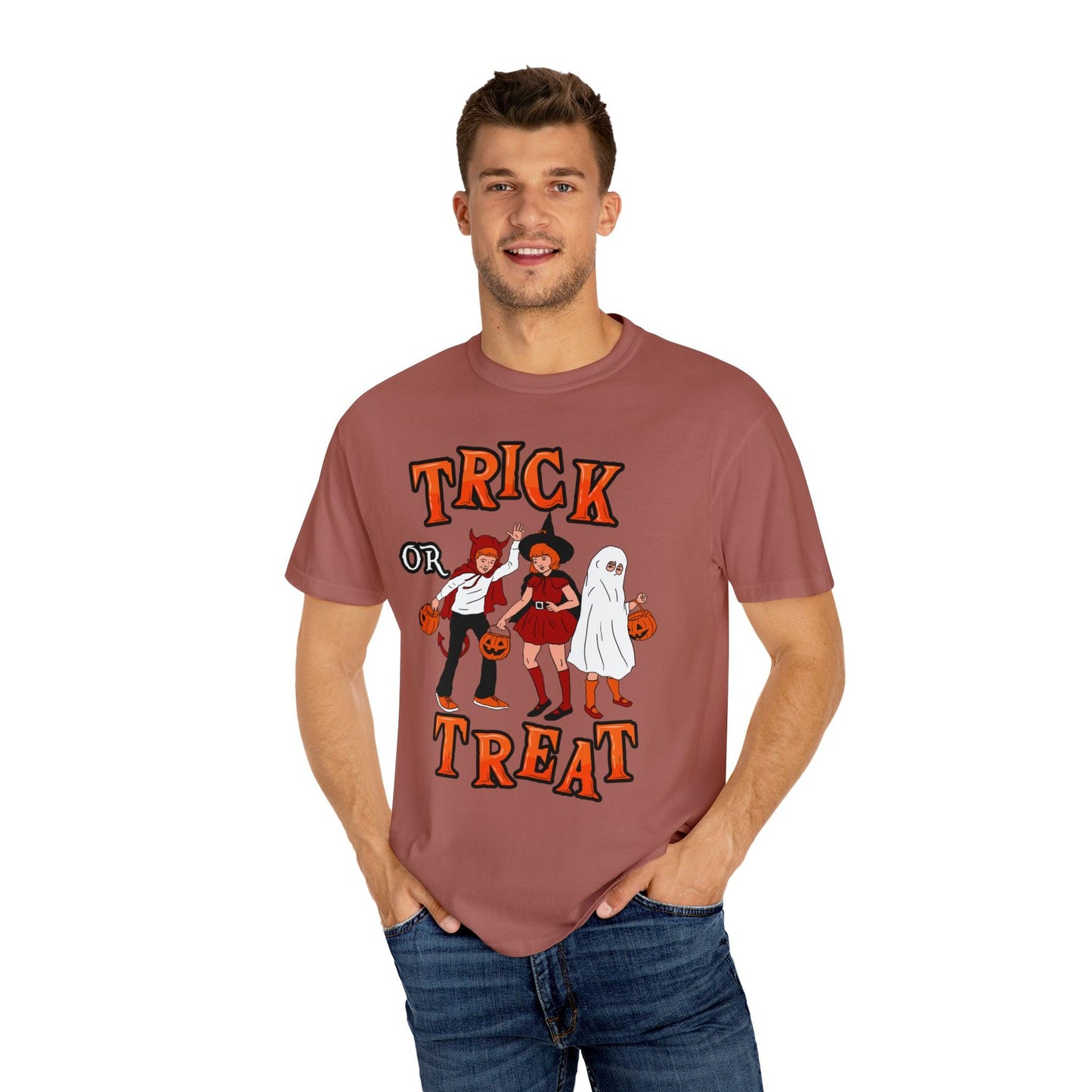 Cute Spooky Shirt Retro Halloween Tshirt Trick or Treat Shirt Vintage Shirt Halloween Shirt Halloween Gift Halloween T-shirt
