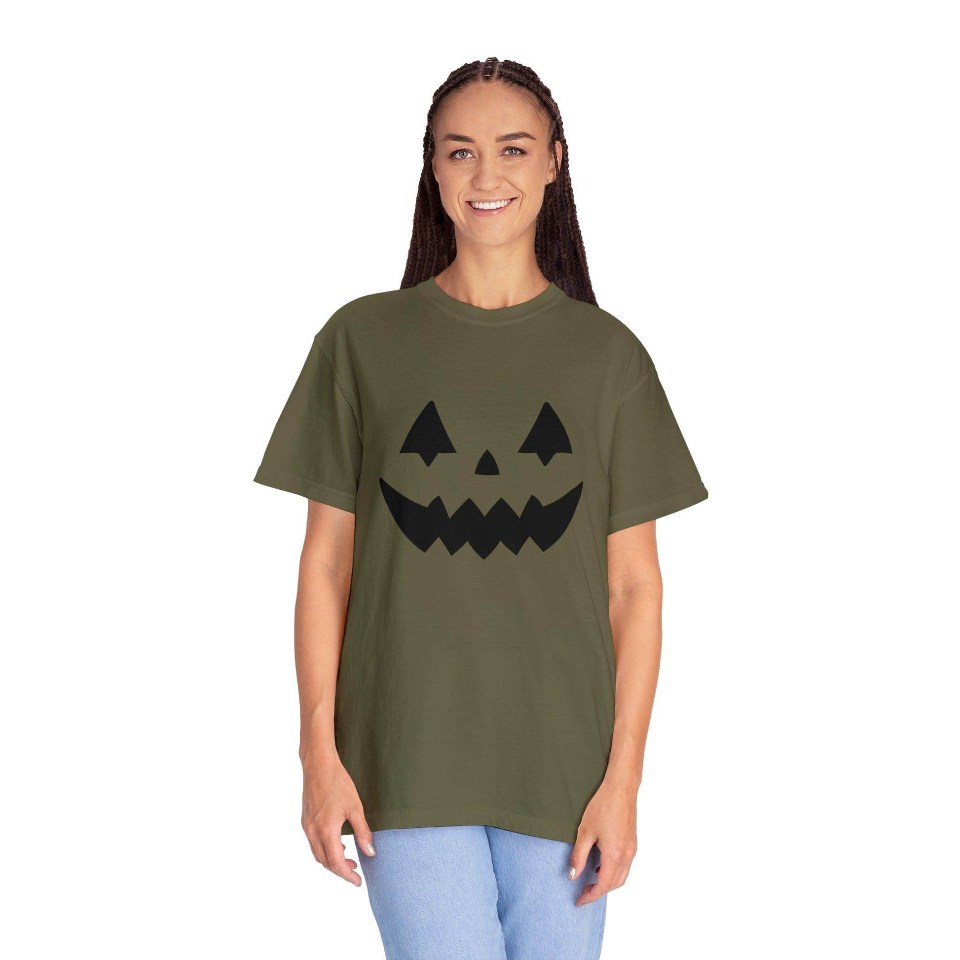 Cute Pumpkin Face Shirt Retro Halloween Tshirt, Vintage Shirt Halloween Shirt Pumpkin Face Halloween Costume Comfort Colors - Giftsmojo