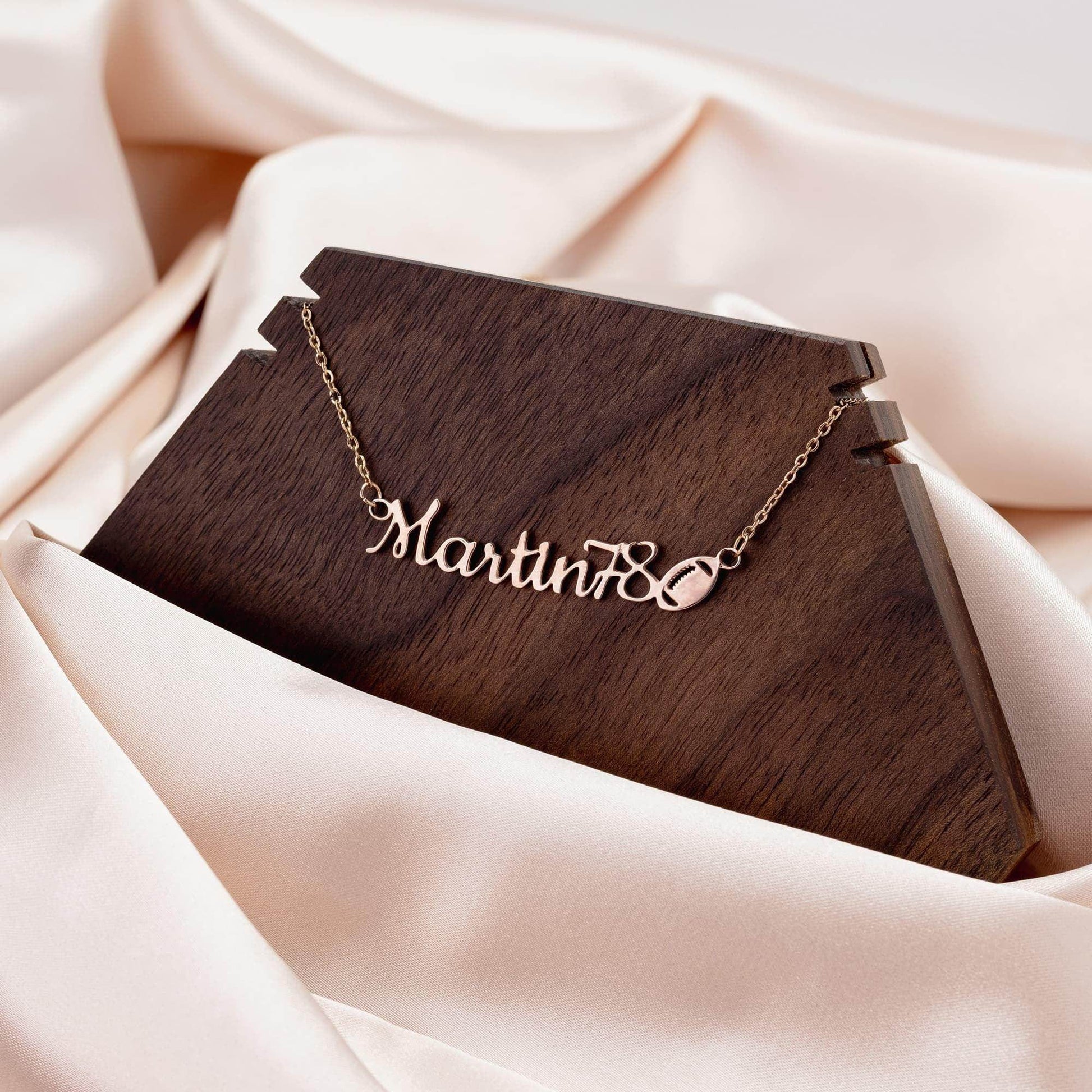 Personalized Sports Mom Necklace - Giftsmojo