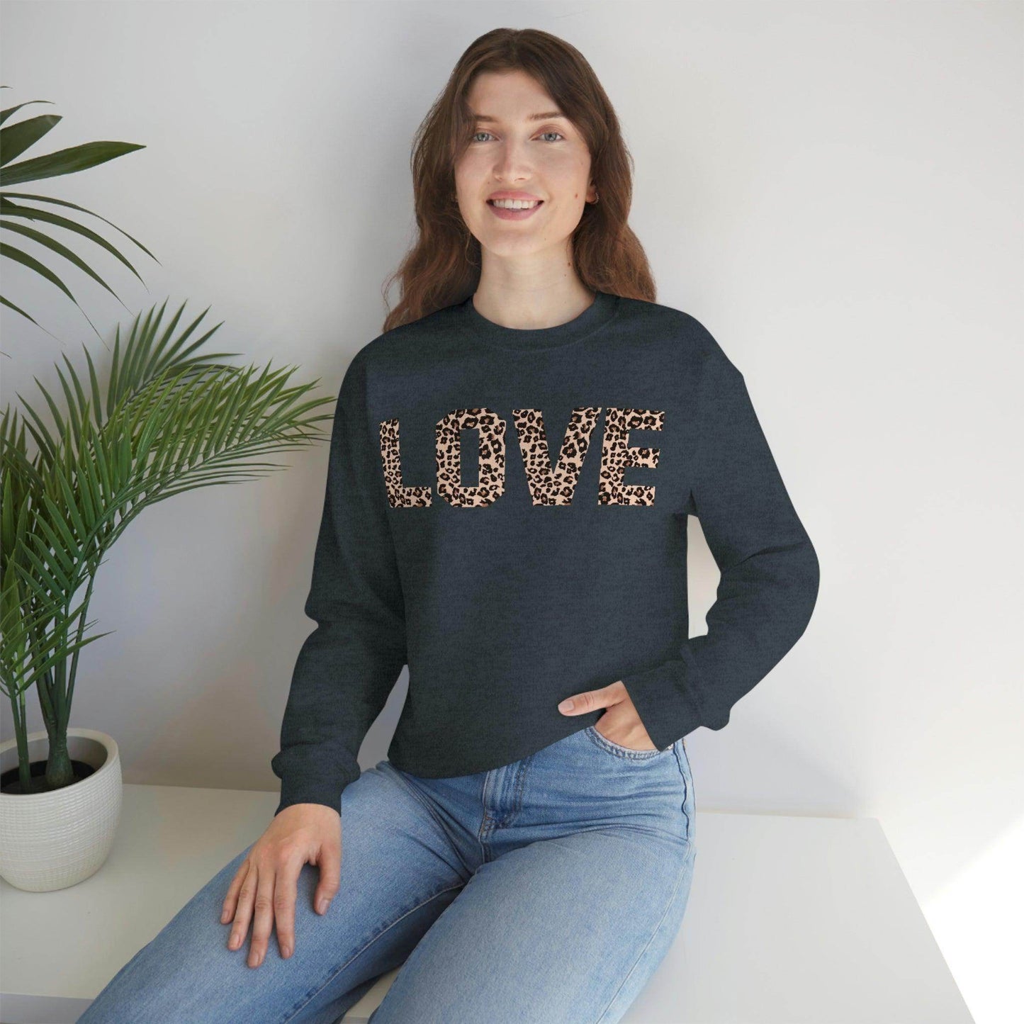 Leopard print love Sweatshirt - Giftsmojo