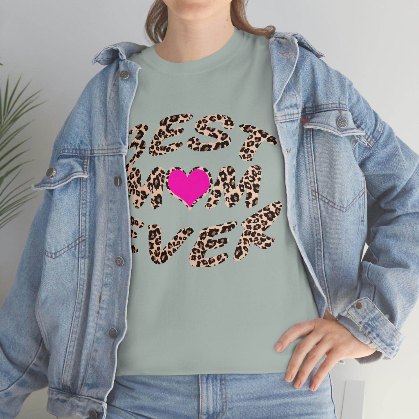 Best mom ever leopard print Tee - Giftsmojo