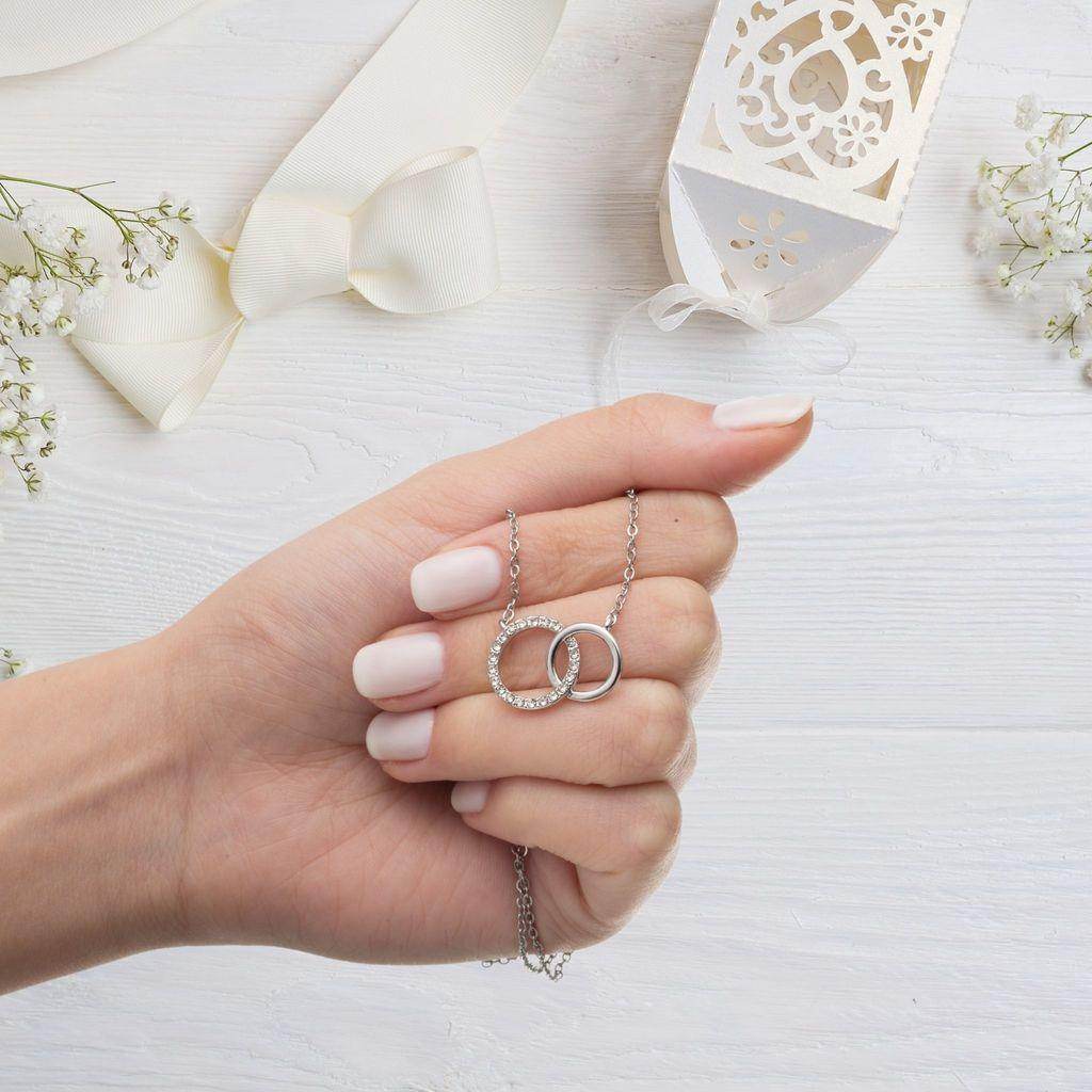 Endless Connection - Interlocking Circles Necklace Christmas Gift - Giftsmojo