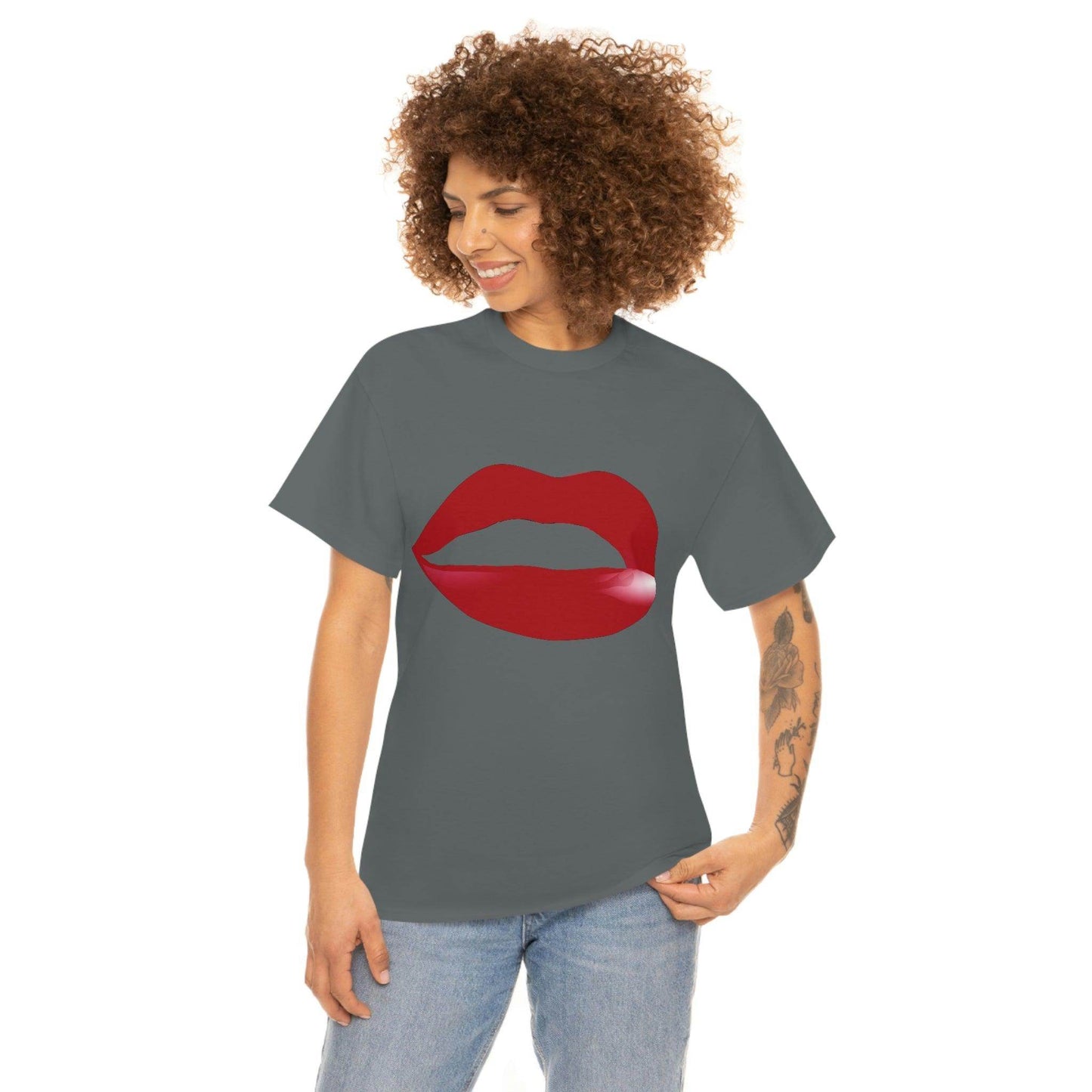 Kiss Lips Tee - Giftsmojo
