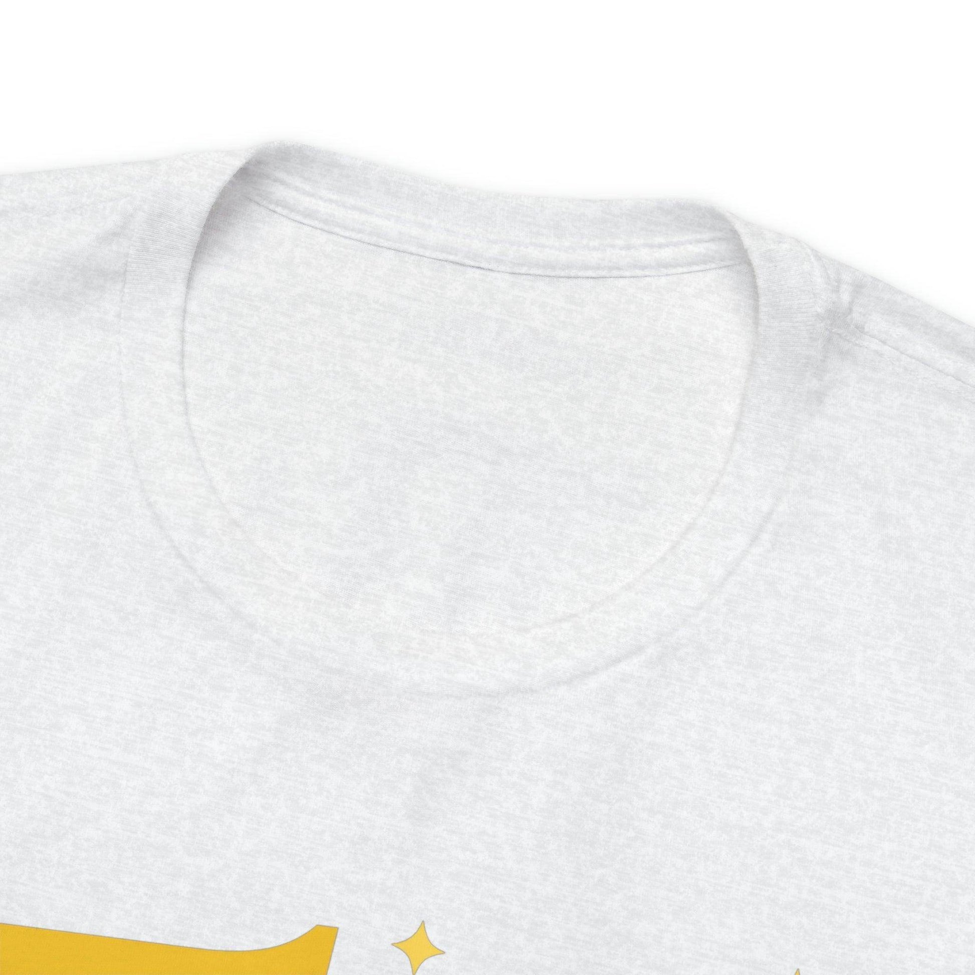 50 and Fabulous Queen shirt, Funny 50th birthday shirt - Giftsmojo