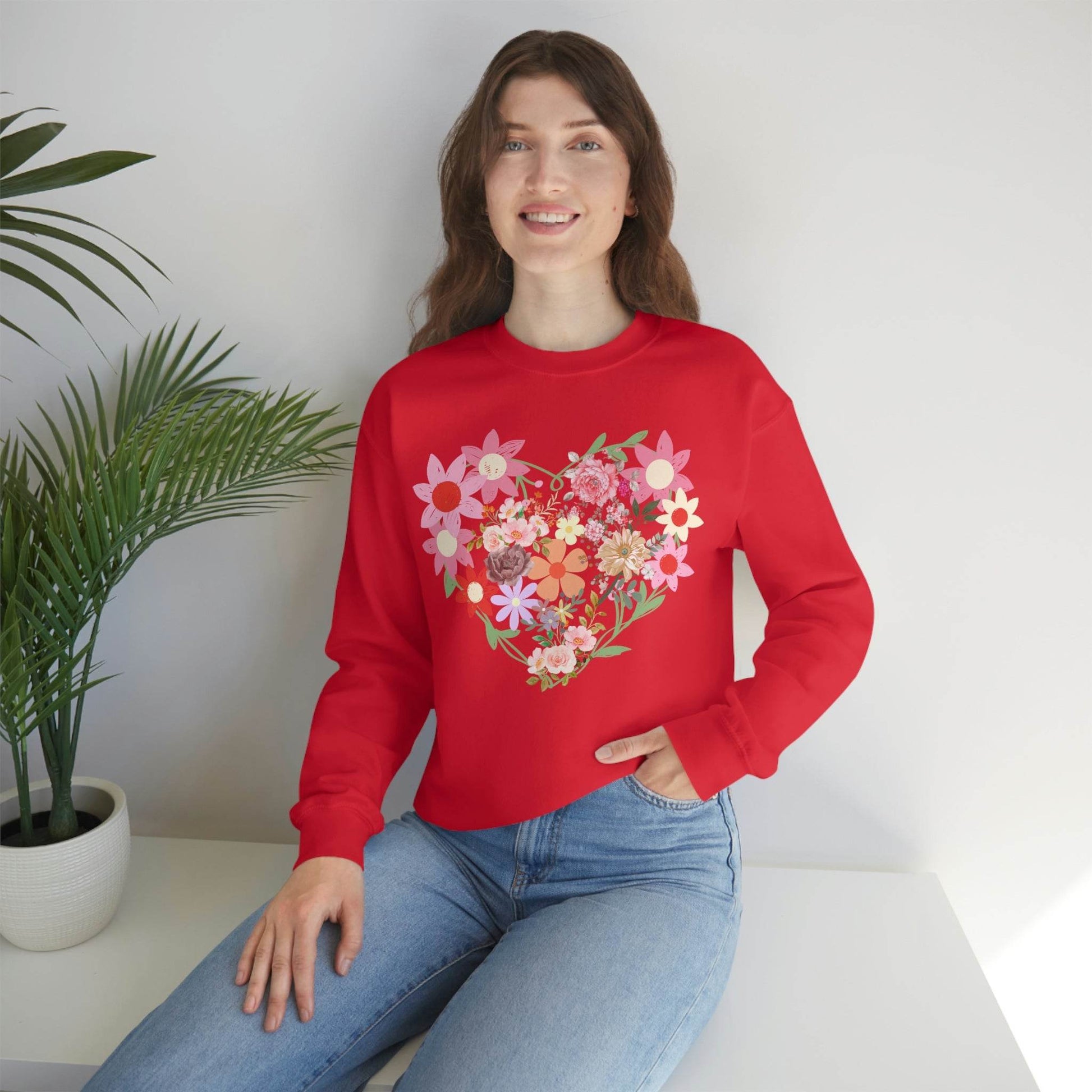Flower Heart sweatshirt - Floral sweatshirt - Love Sweatshirt - Giftsmojo