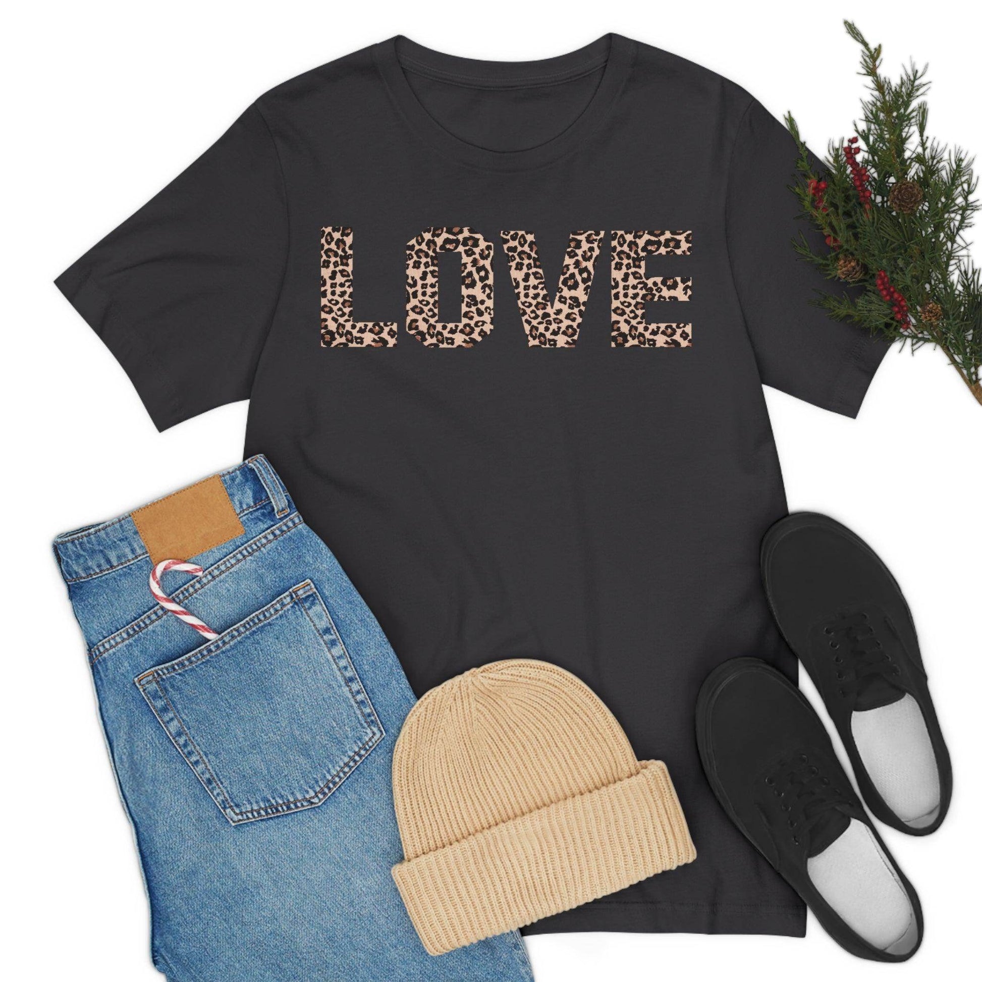 Leopard print love Tee - Giftsmojo