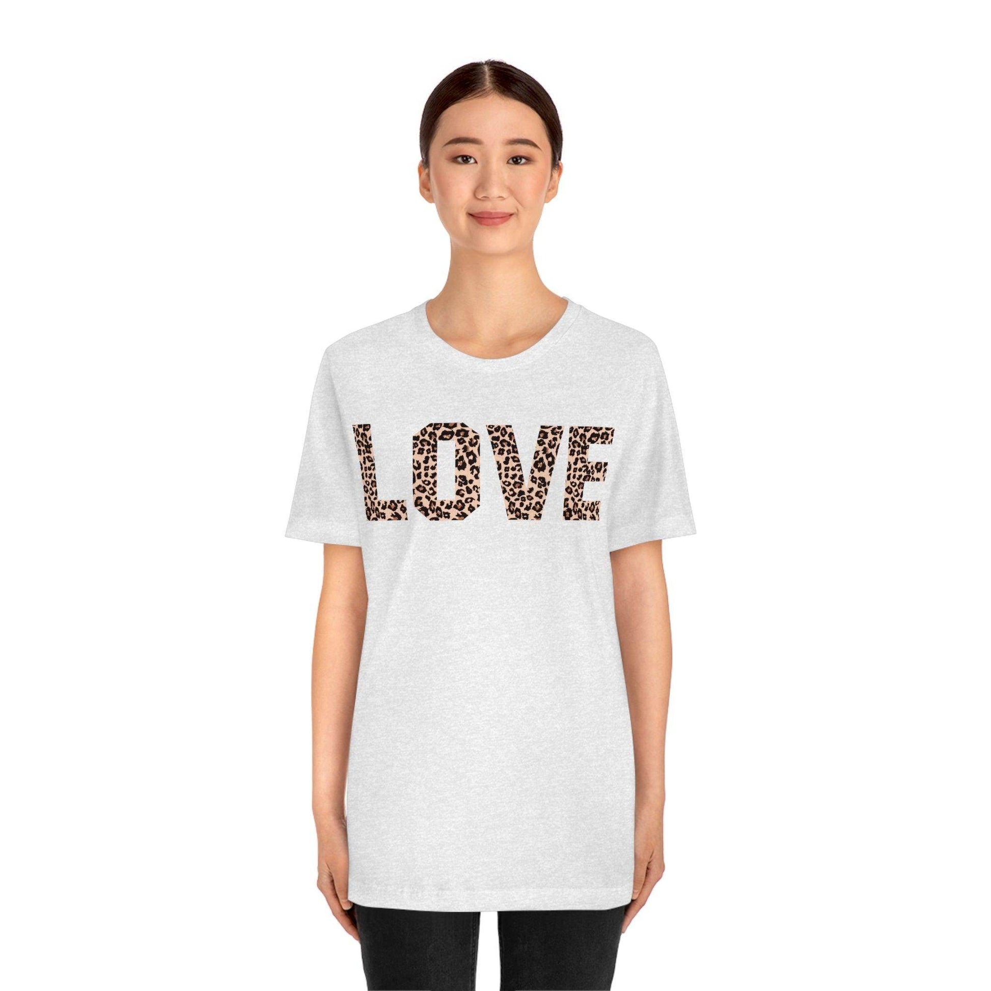 Leopard print love Tee - Giftsmojo