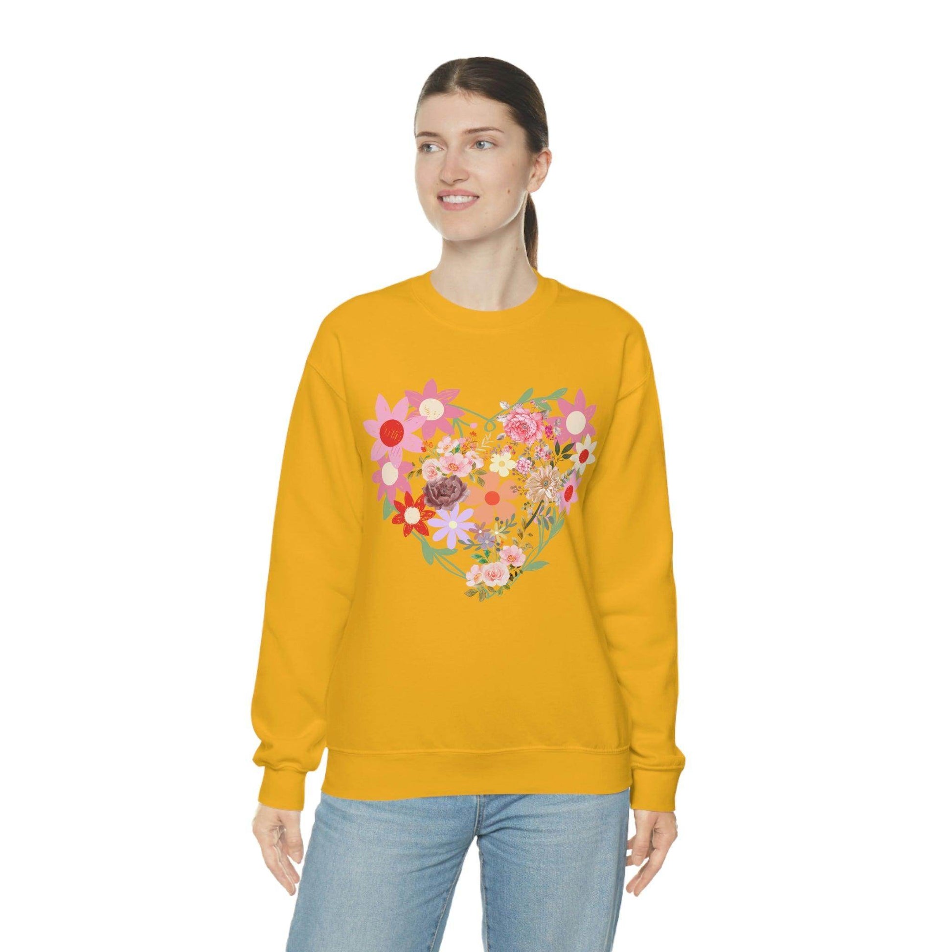 Flower Heart sweatshirt - Floral sweatshirt - Love Sweatshirt - Giftsmojo