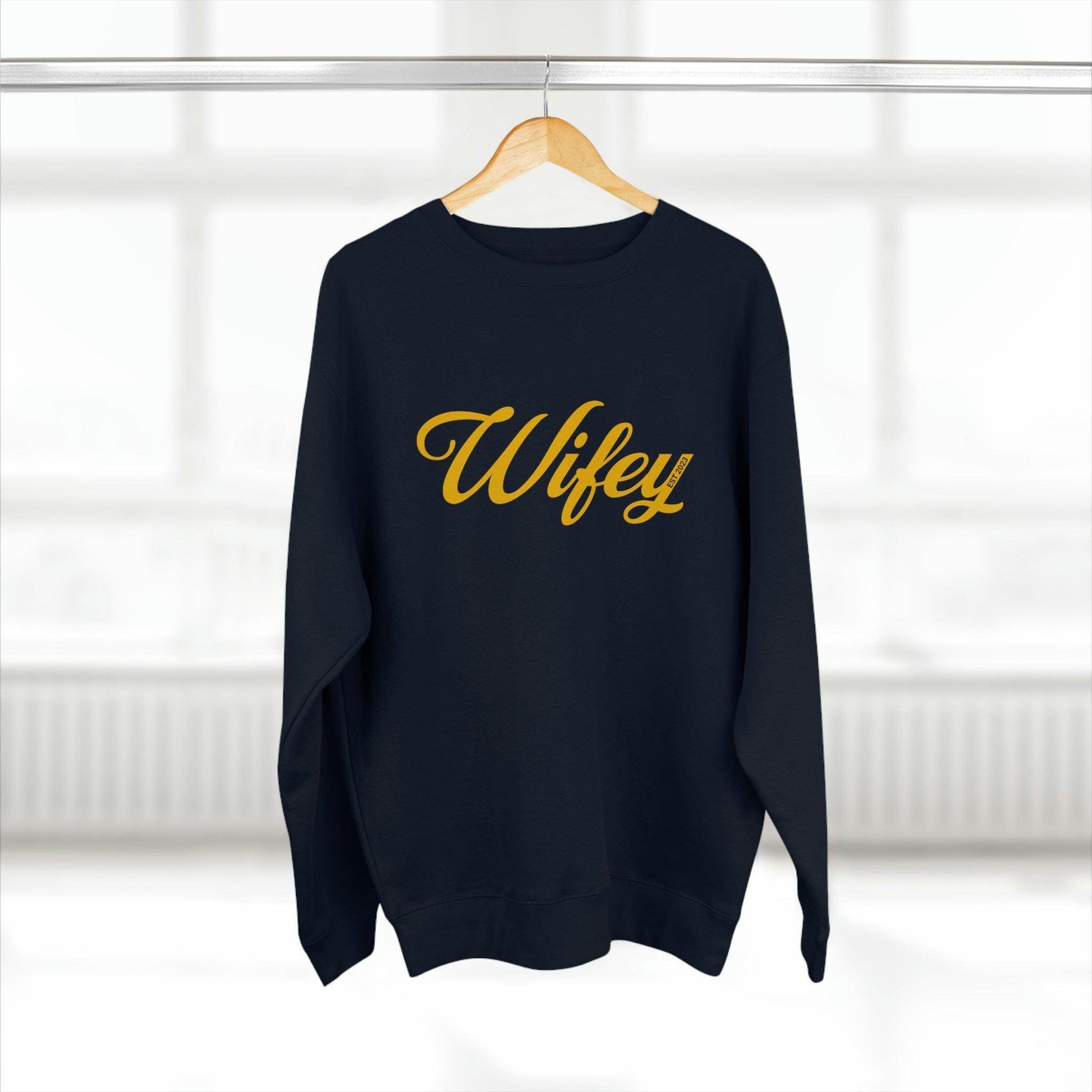 Wifey sweatshirt - Giftsmojo