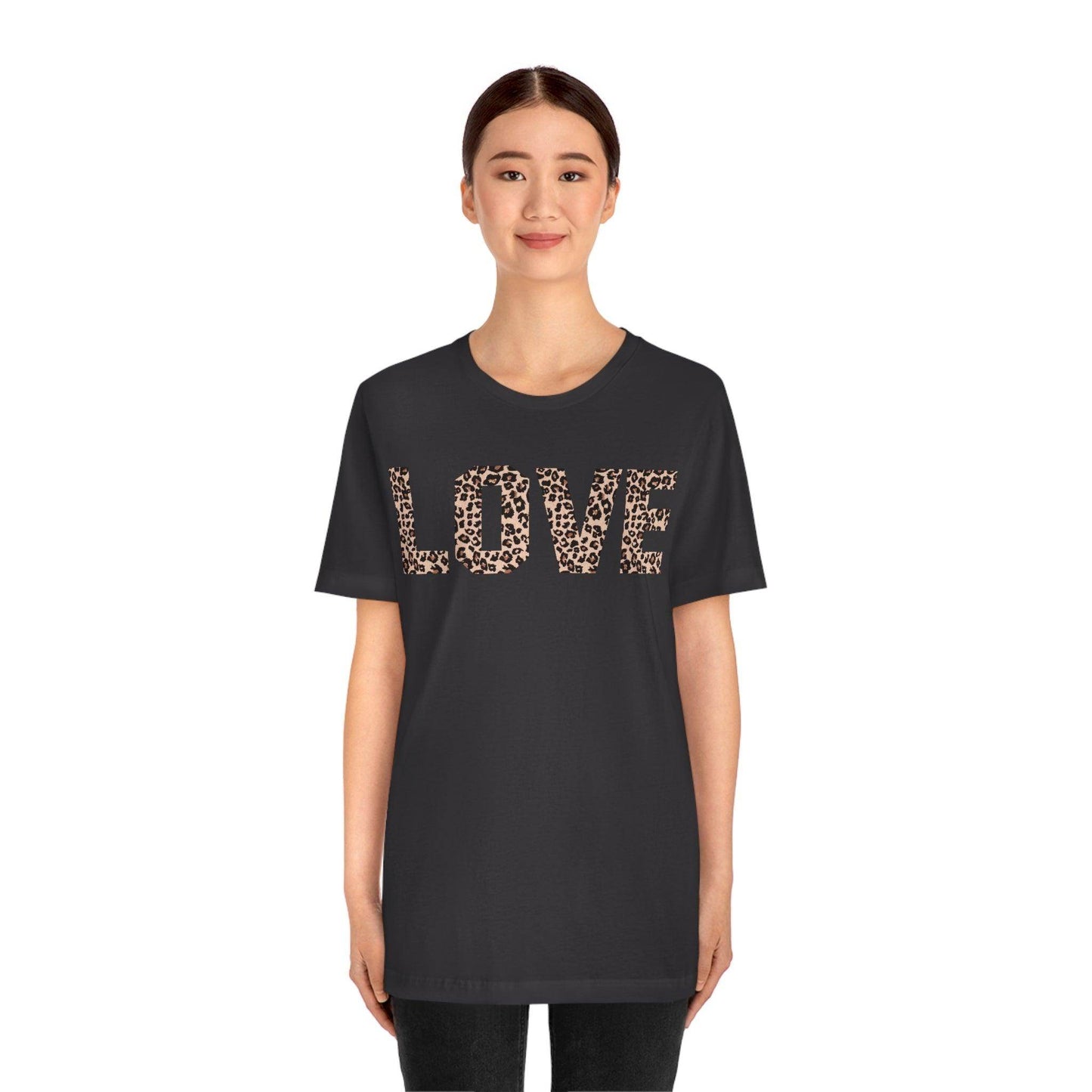 Leopard print love Tee - Giftsmojo