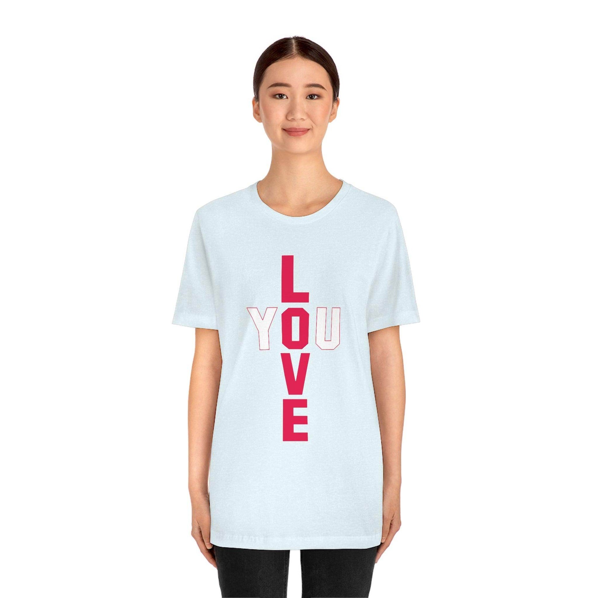 T-shape Love you Tee - Giftsmojo
