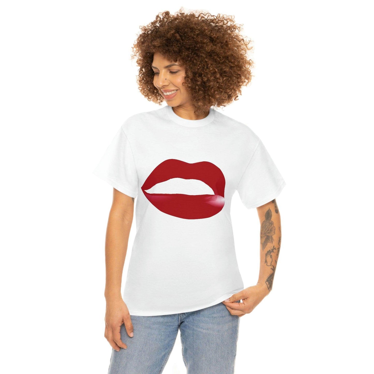 Kiss Lips Tee - Giftsmojo