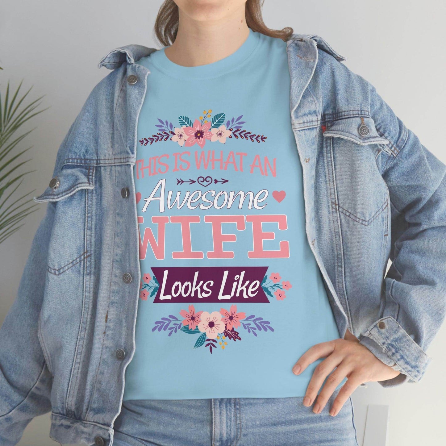 This is what an Awesome Wife Looks Like - Giftsmojo