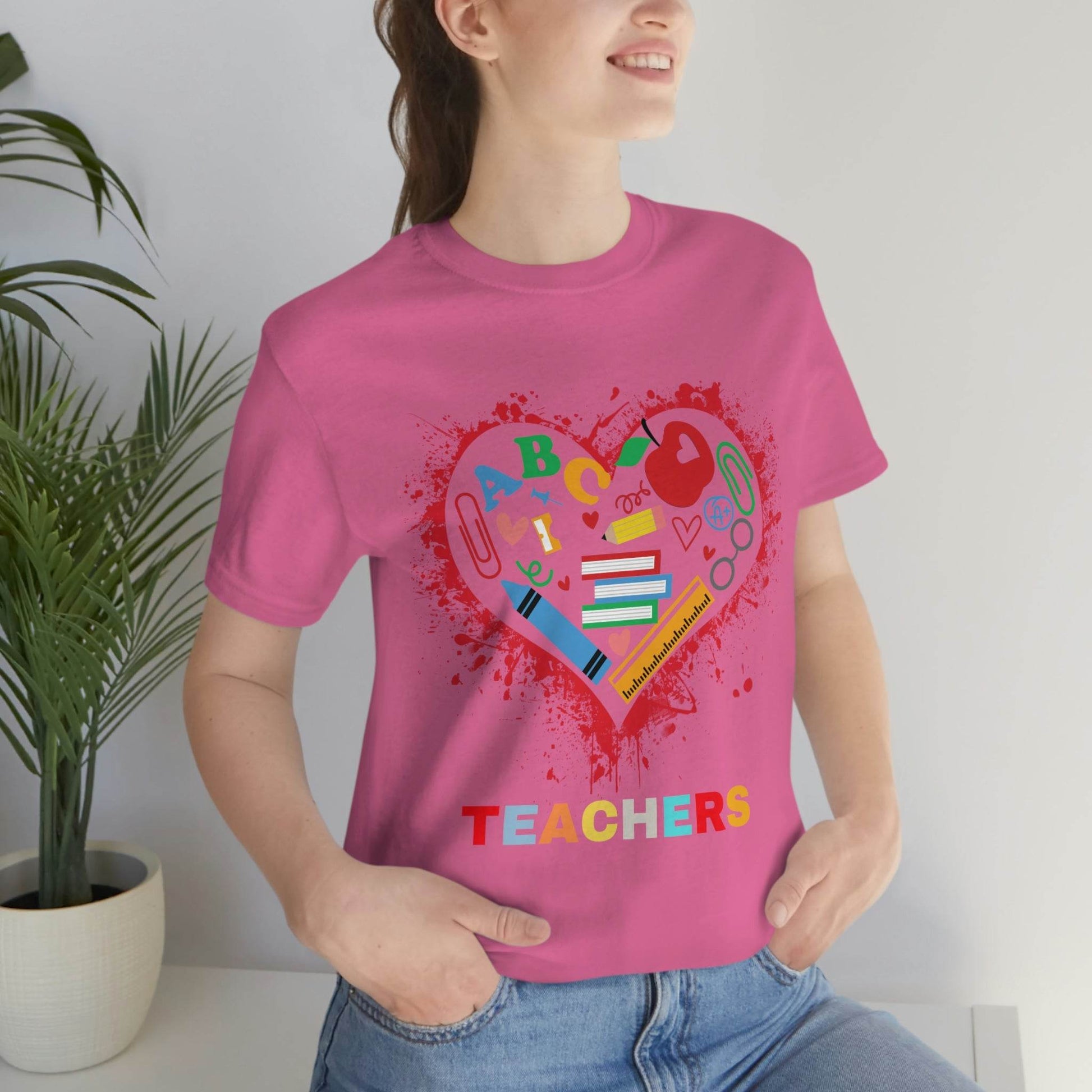 Love Teachers Shirt - Teacher Appreciation Shirt - Giftsmojo
