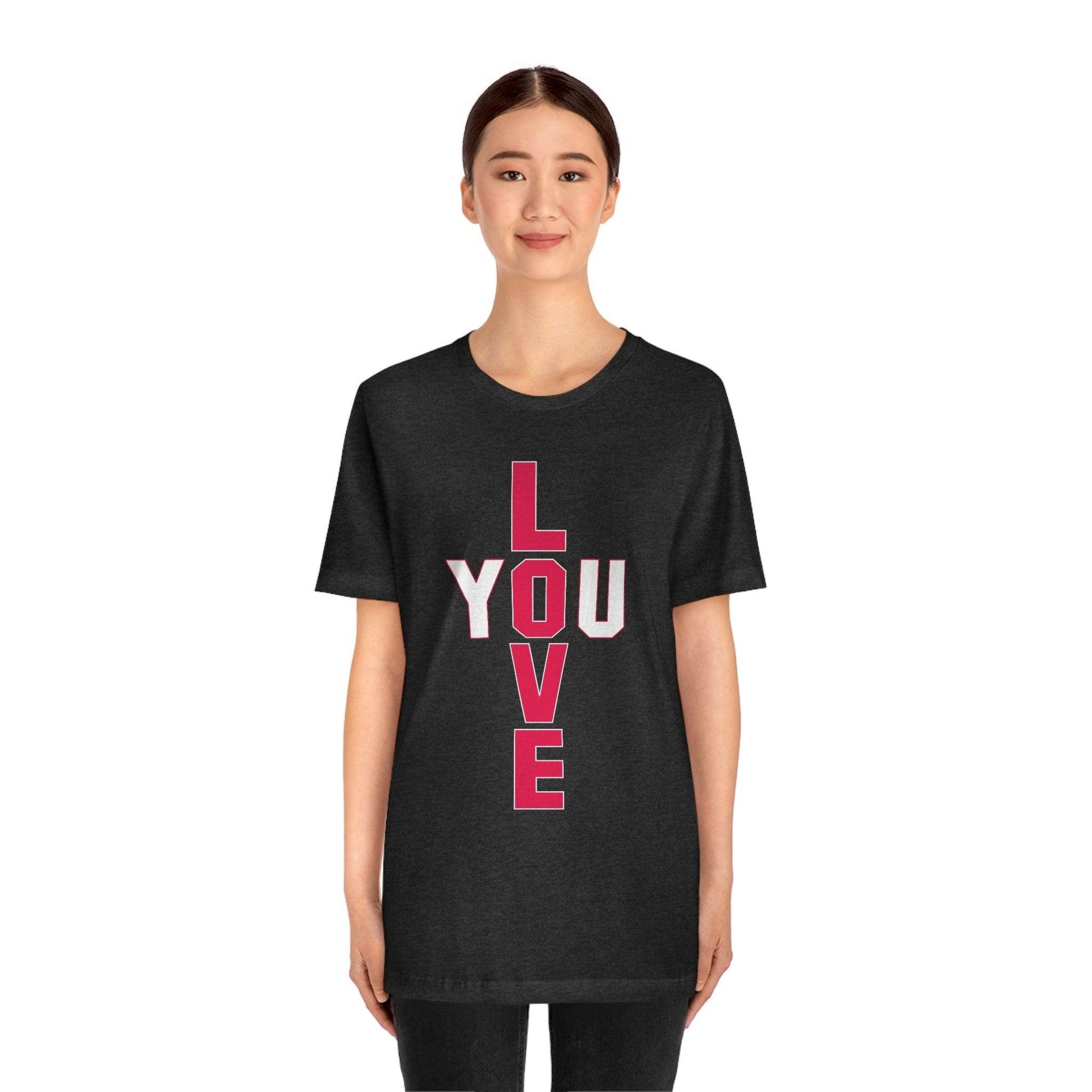 T-shape Love you Tee - Giftsmojo