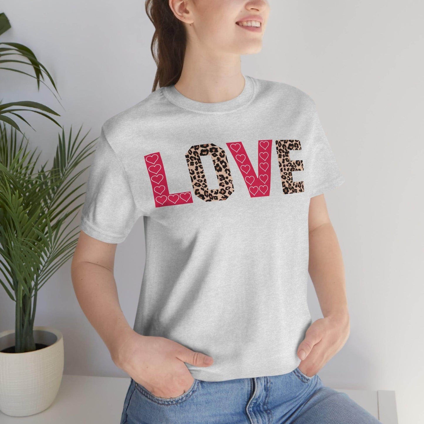 Love Shirt women - Giftsmojo