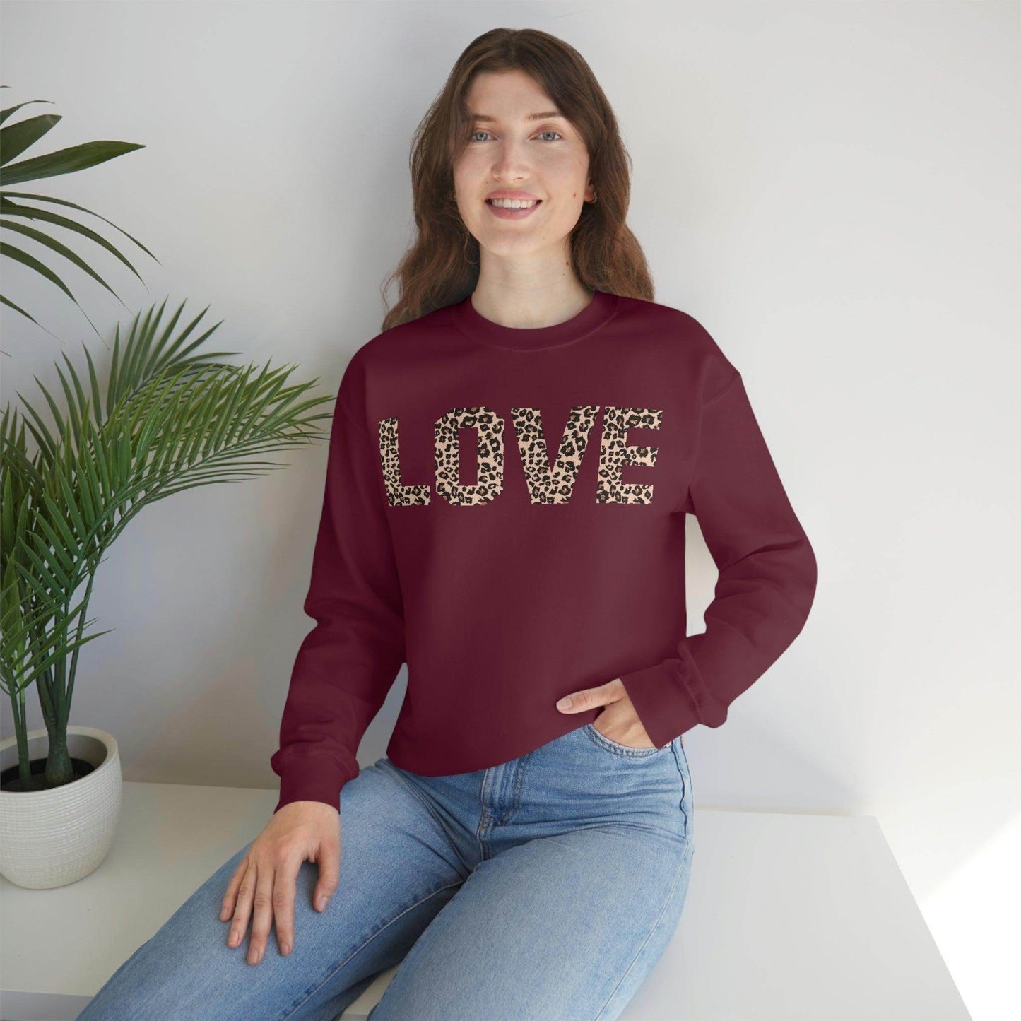 Leopard print love Sweatshirt - Giftsmojo