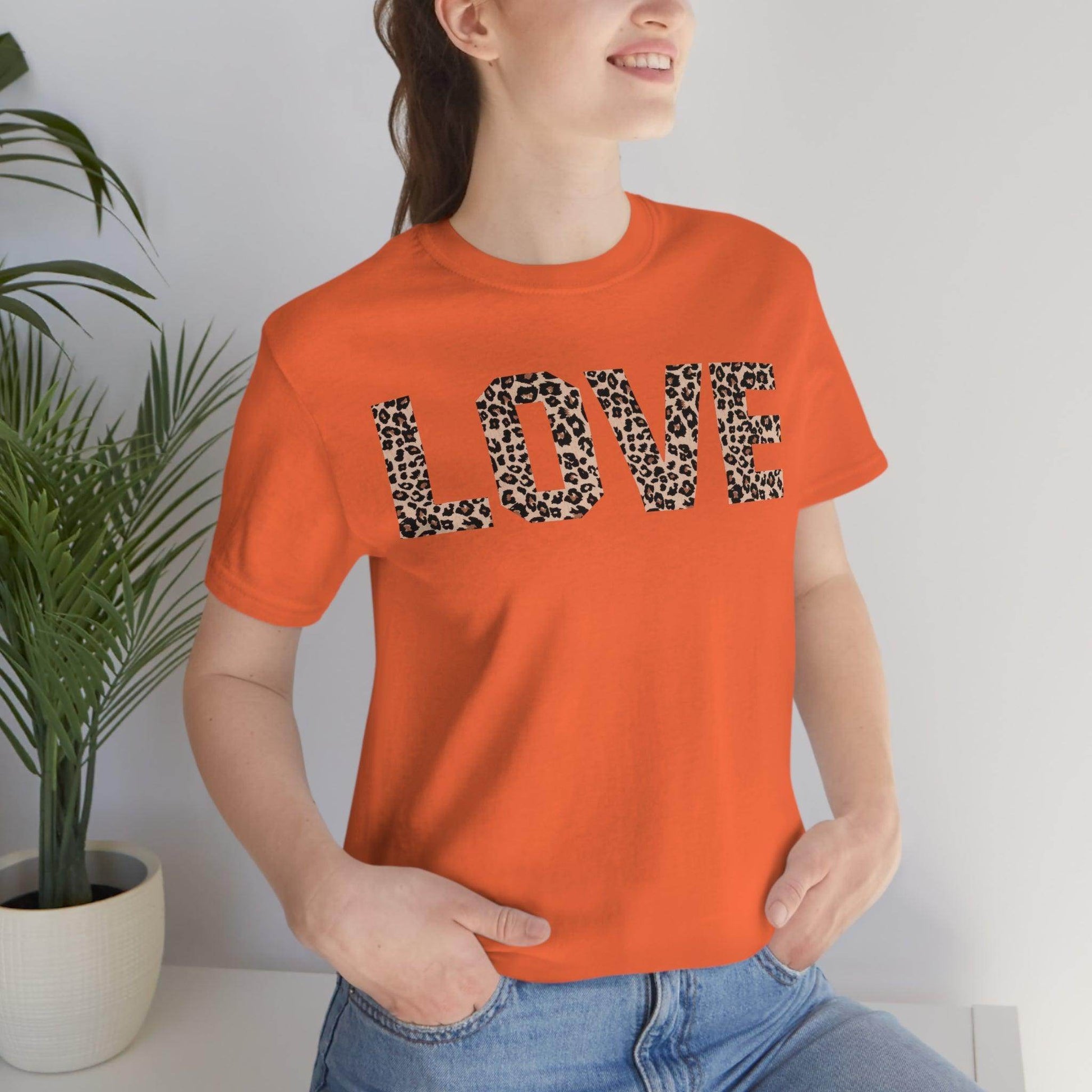 Leopard print love Tee - Giftsmojo