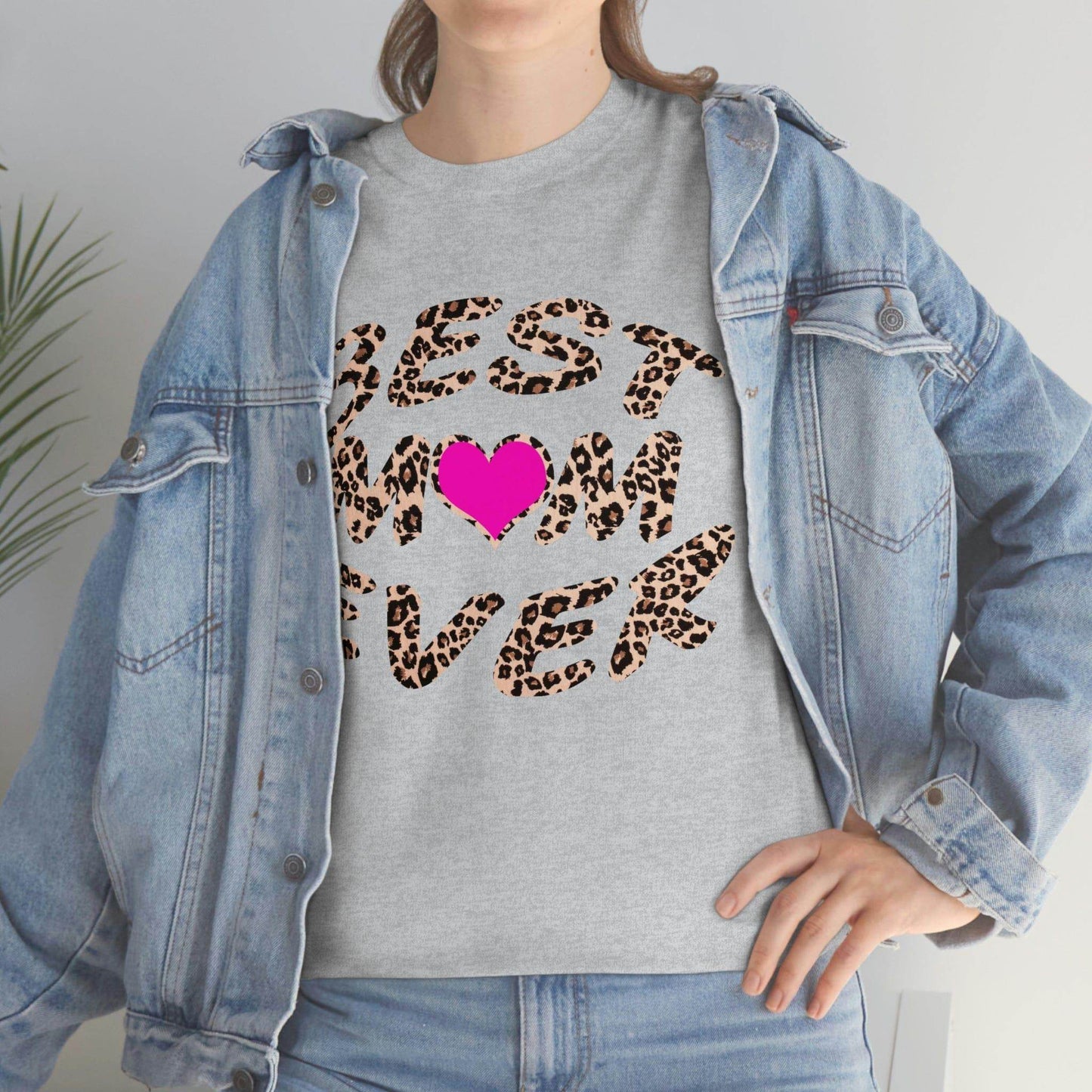 Best mom ever leopard print Tee - Giftsmojo