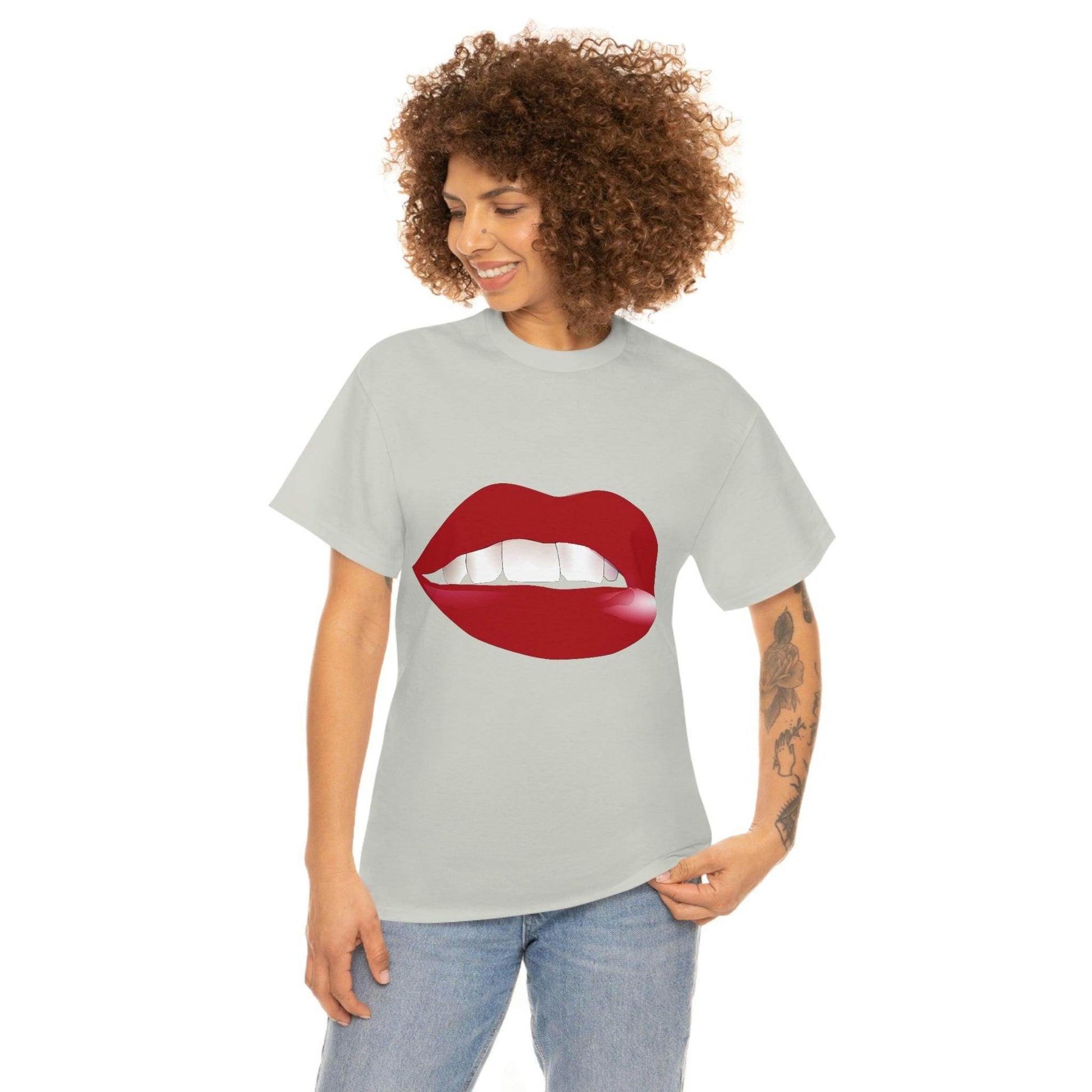 Lips Tee - Giftsmojo