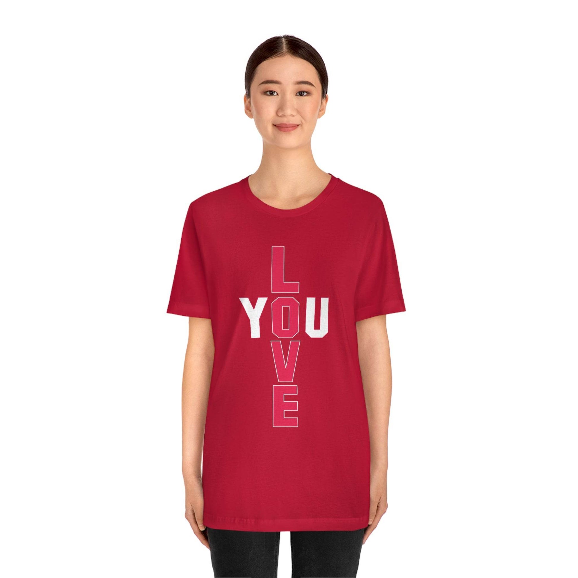 T-shape Love you Tee - Giftsmojo
