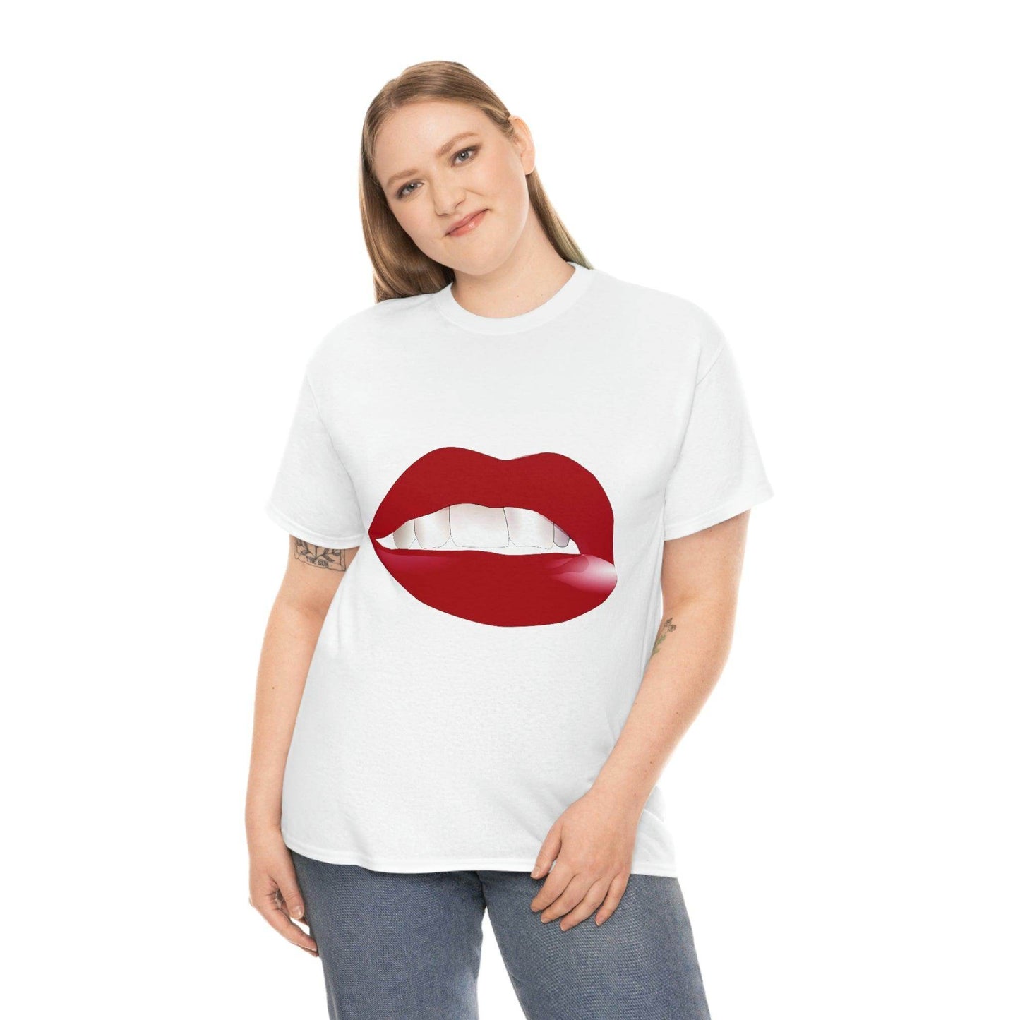 Lips Tee - Giftsmojo