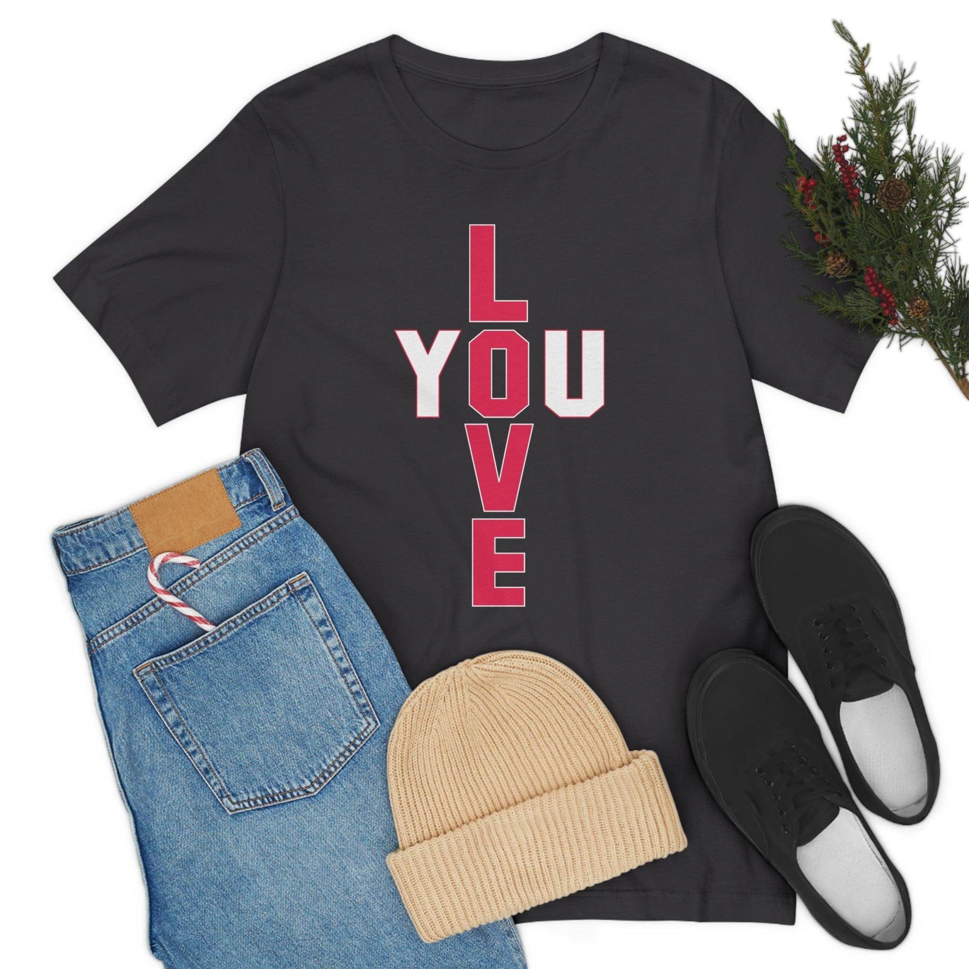 T-shape Love you Tee - Giftsmojo