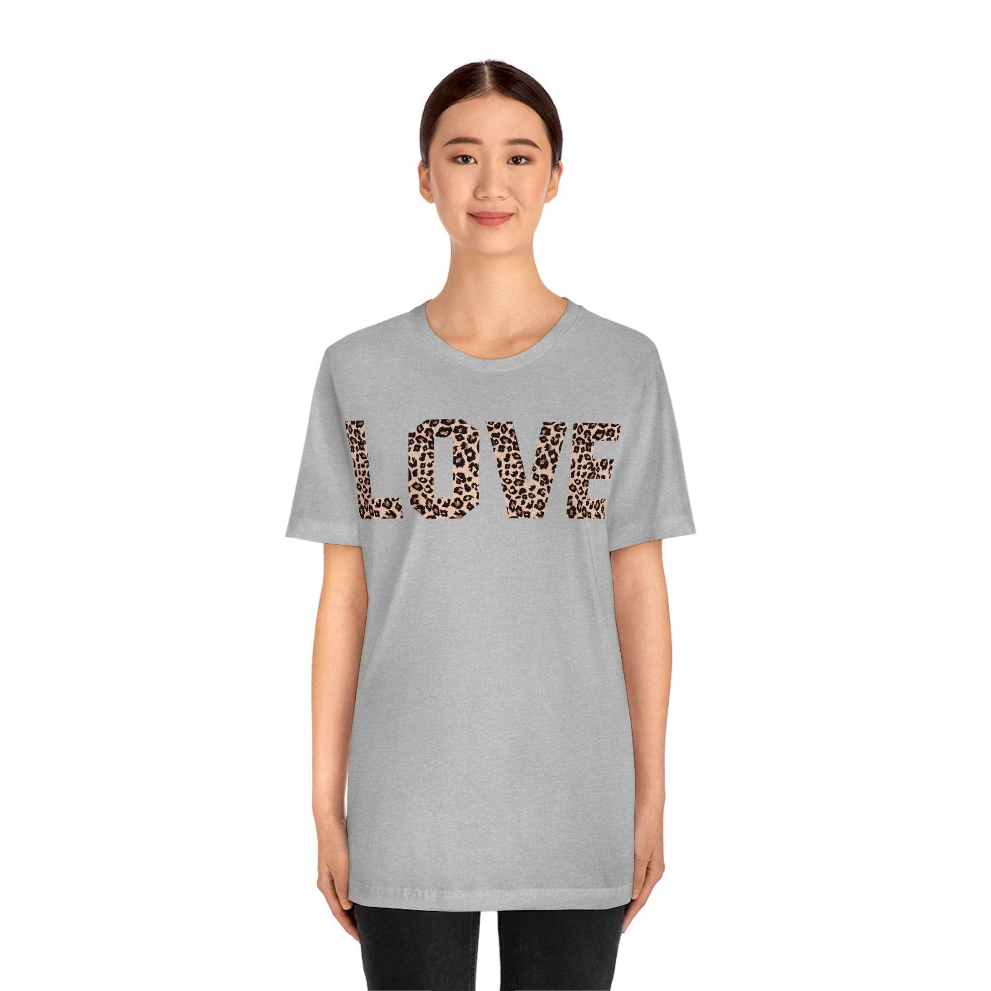 Leopard print love Tee - Giftsmojo