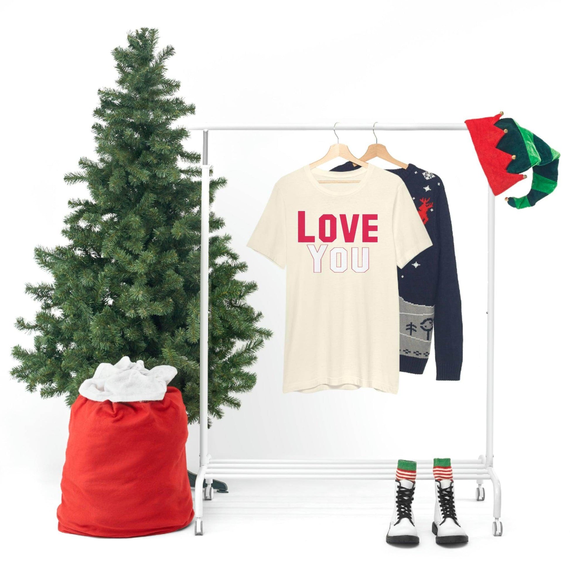 Love you T-shirt - Giftsmojo
