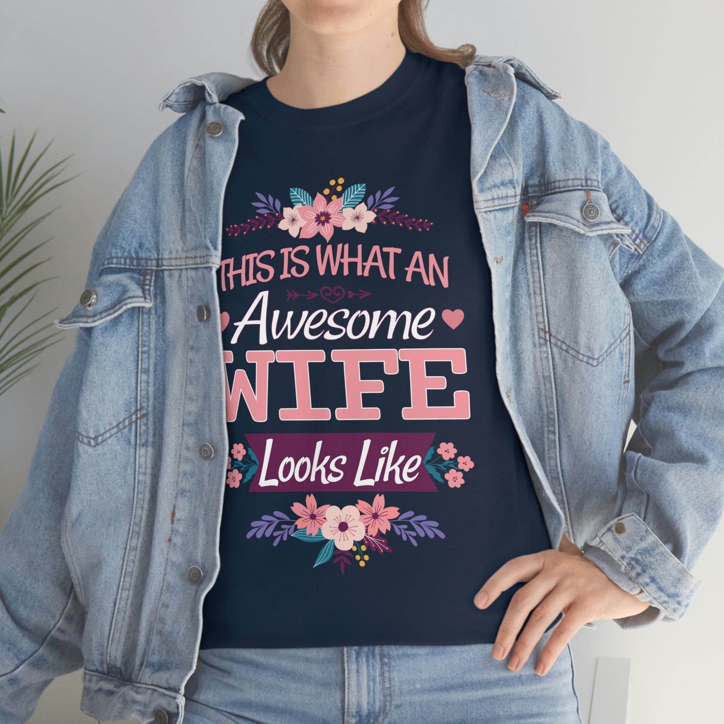 This is what an Awesome Wife Looks Like - Giftsmojo