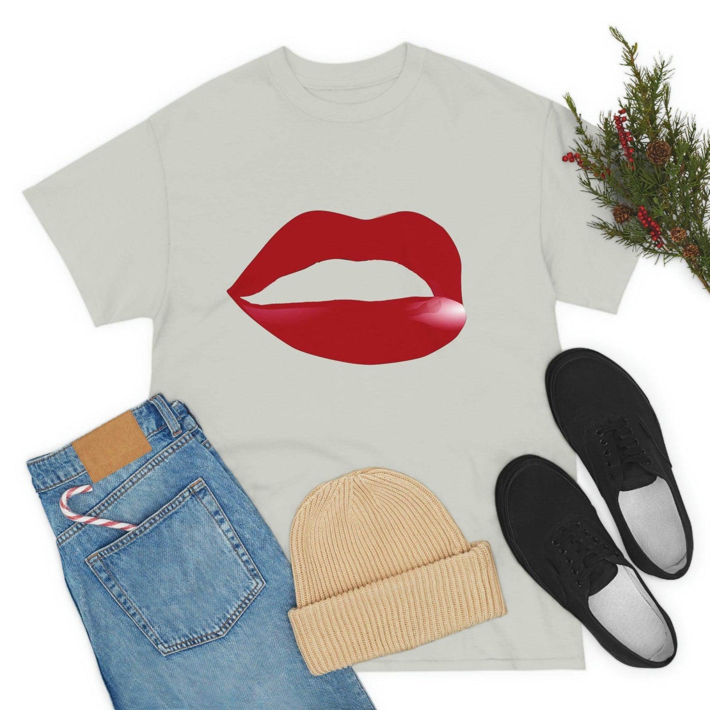 Kiss Lips Tee - Giftsmojo