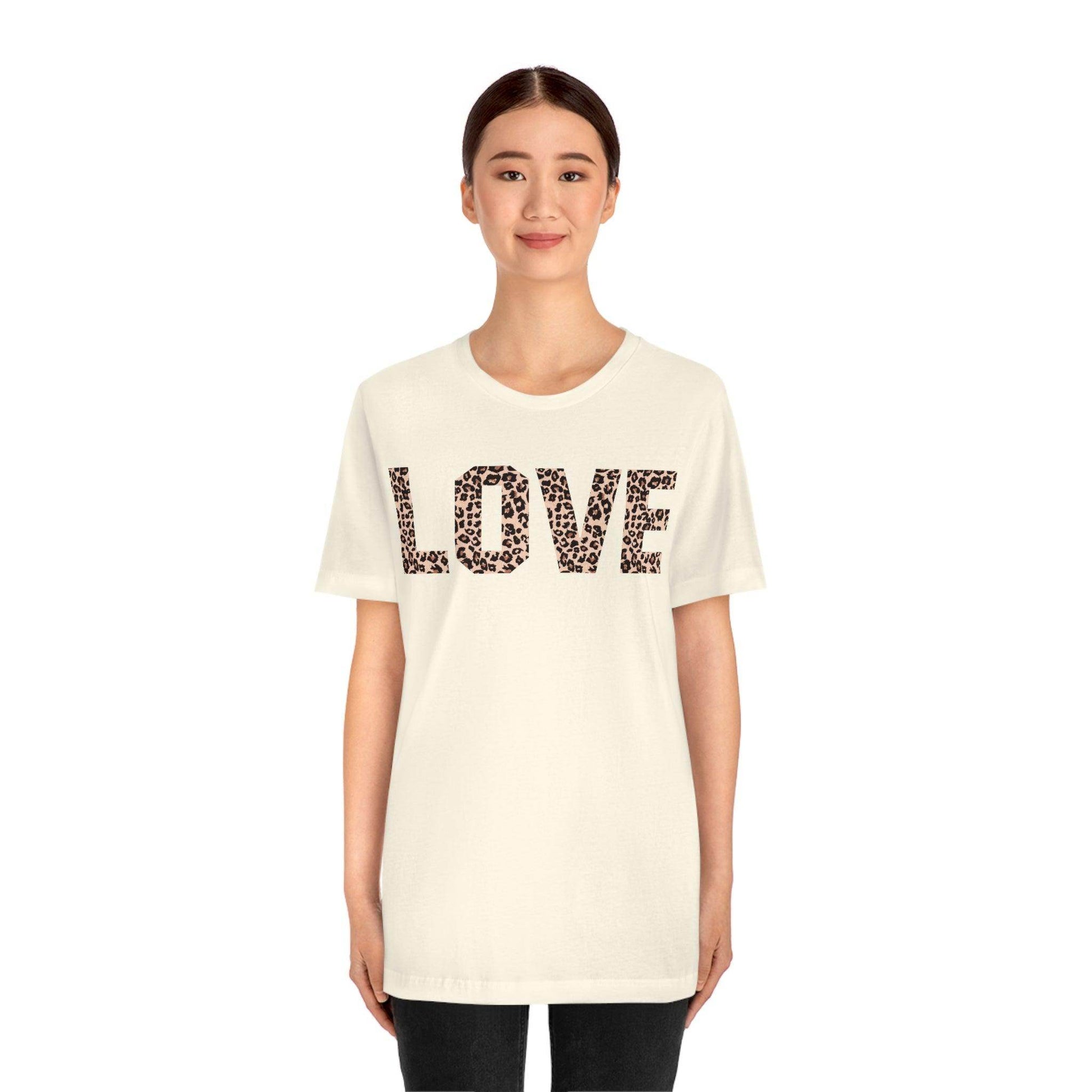 Leopard print love Tee - Giftsmojo