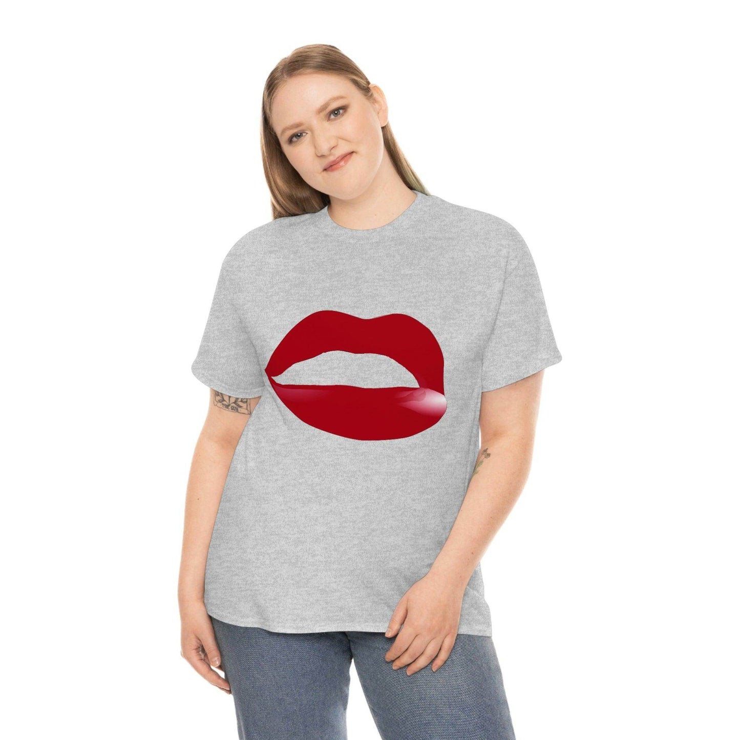 Kiss Lips Tee - Giftsmojo
