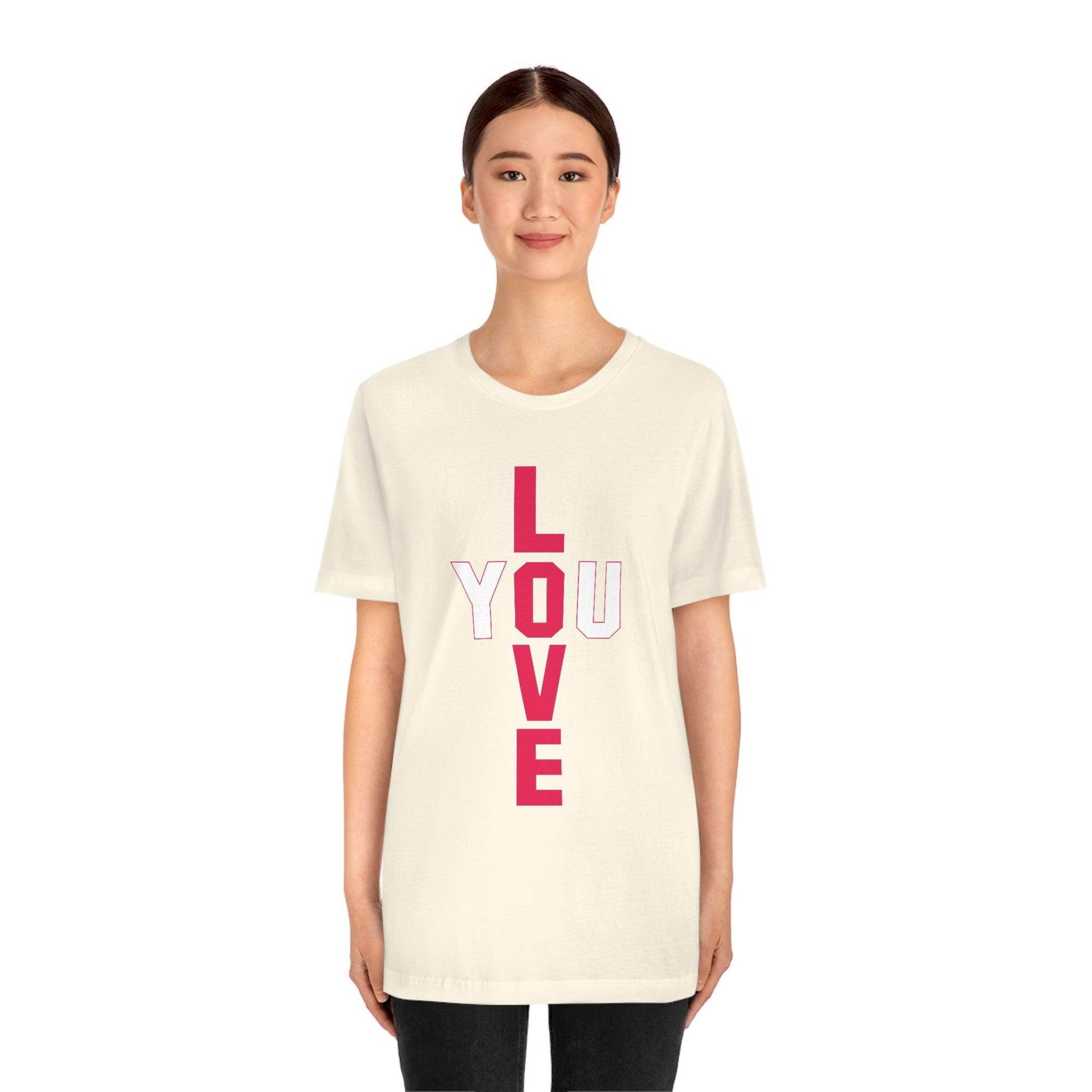 T-shape Love you Tee - Giftsmojo