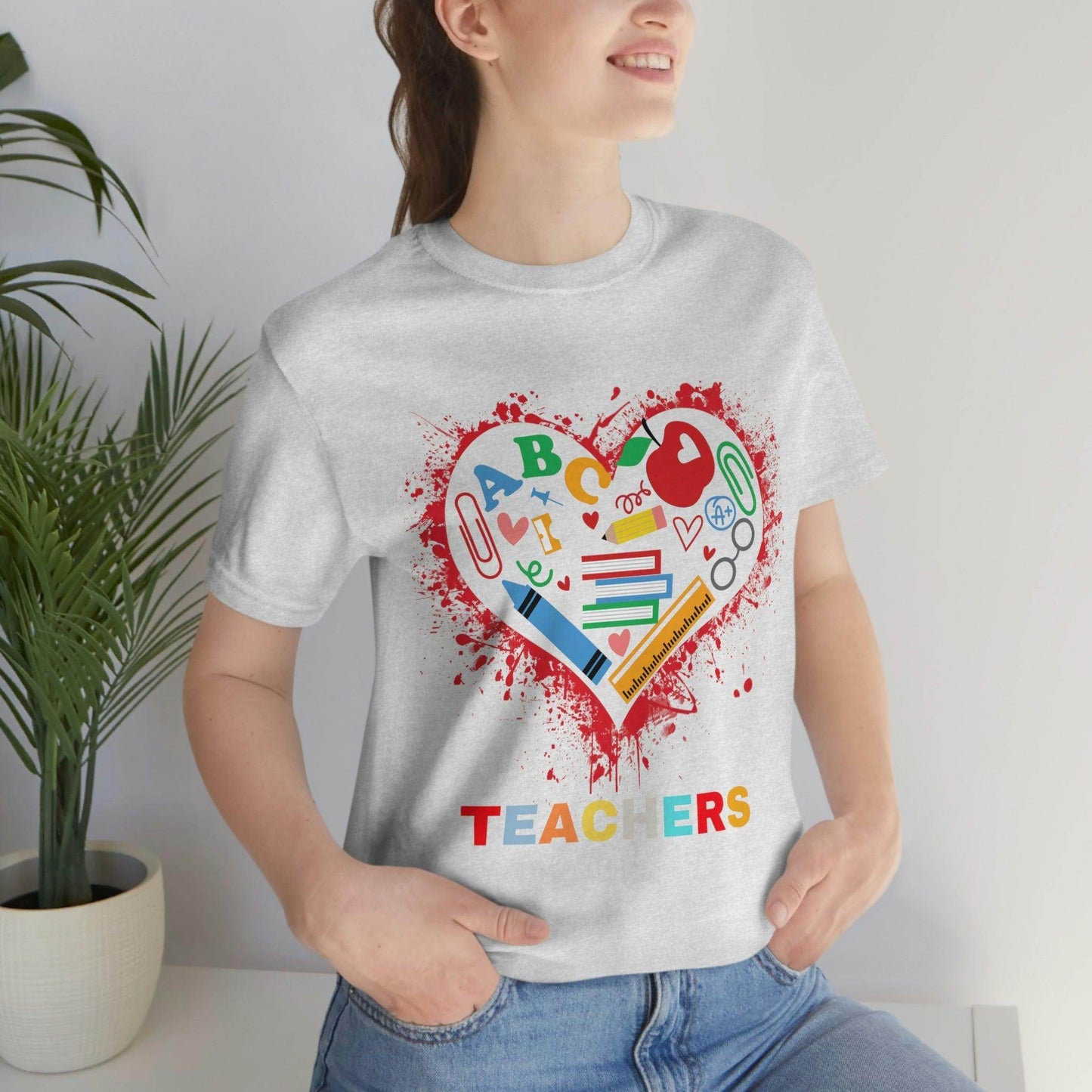 Love Teachers Shirt - Teacher Appreciation Shirt - Giftsmojo