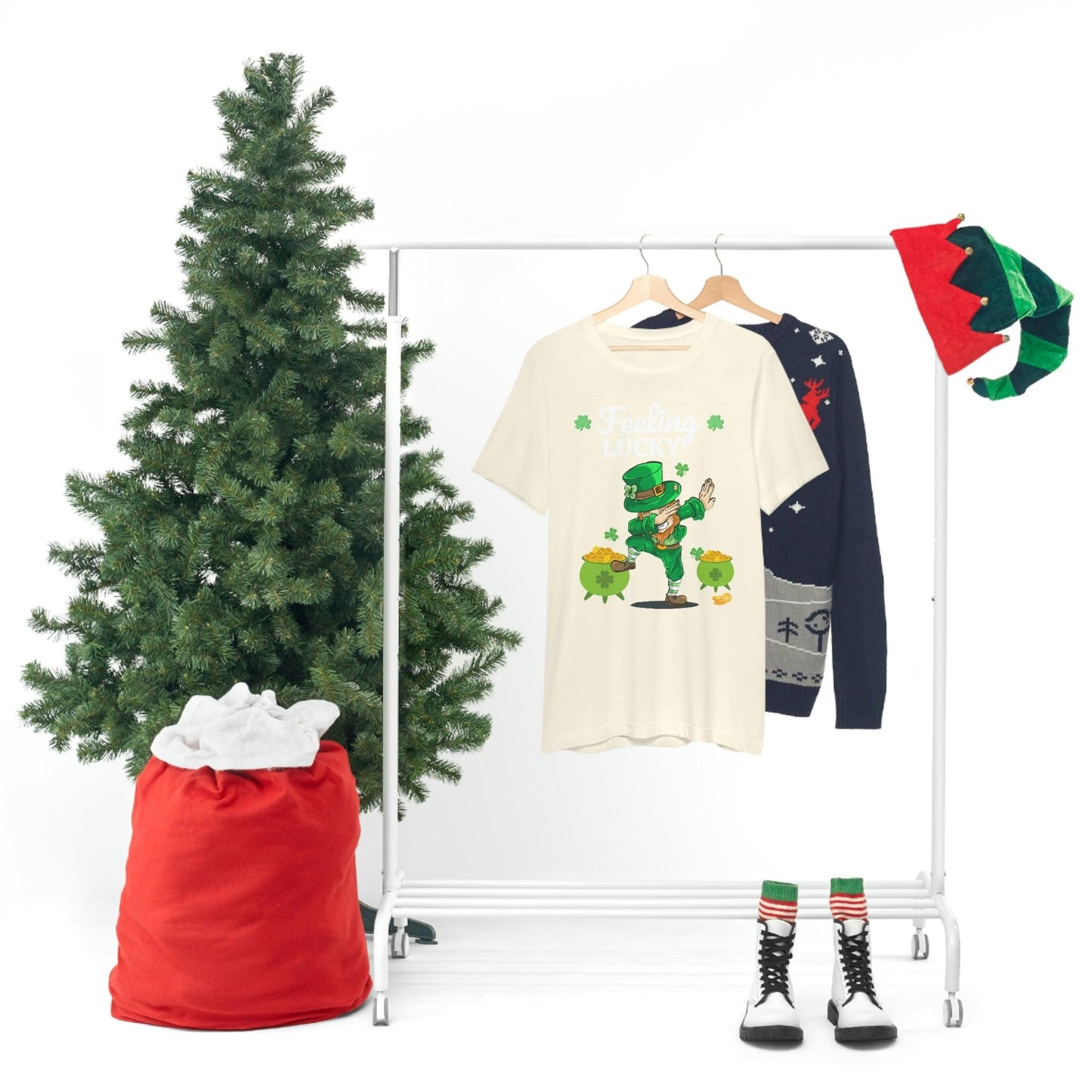 Feeling Lucky St Patrick's Day shirt - Shamrock shirt - shenanigans shirt St Paddys day Shirt - St Patricks day gift - Giftsmojo