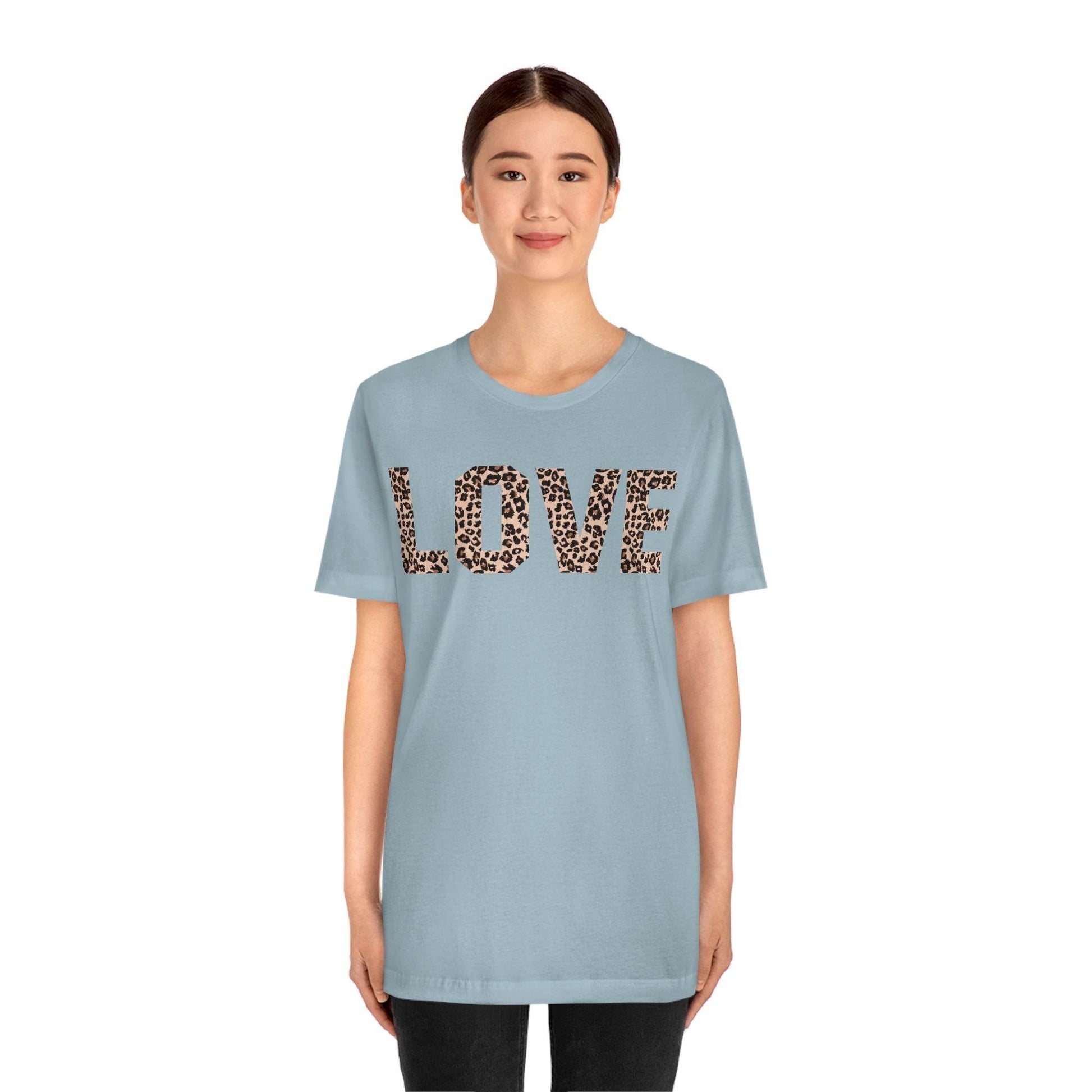 Leopard print love Tee - Giftsmojo