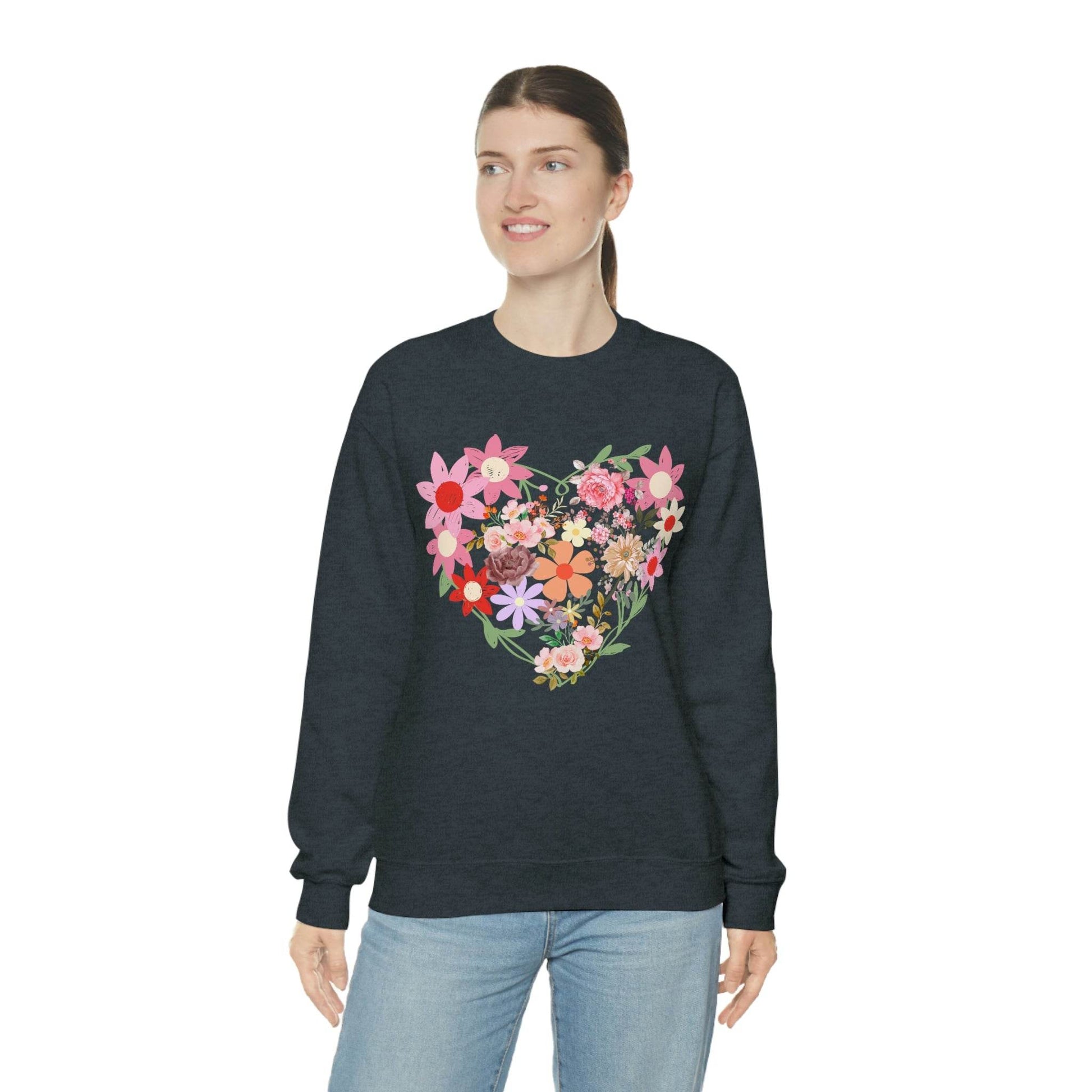 Flower Heart sweatshirt - Floral sweatshirt - Love Sweatshirt - Giftsmojo