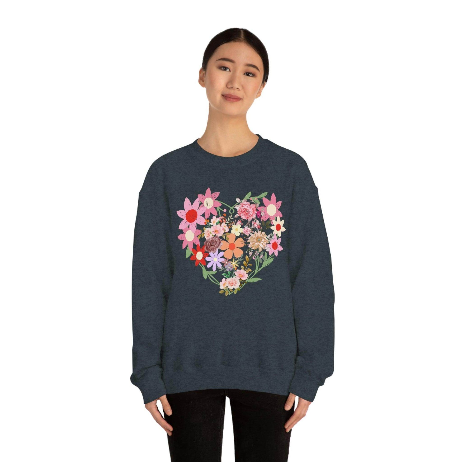 Flower Heart sweatshirt - Floral sweatshirt - Love Sweatshirt - Giftsmojo